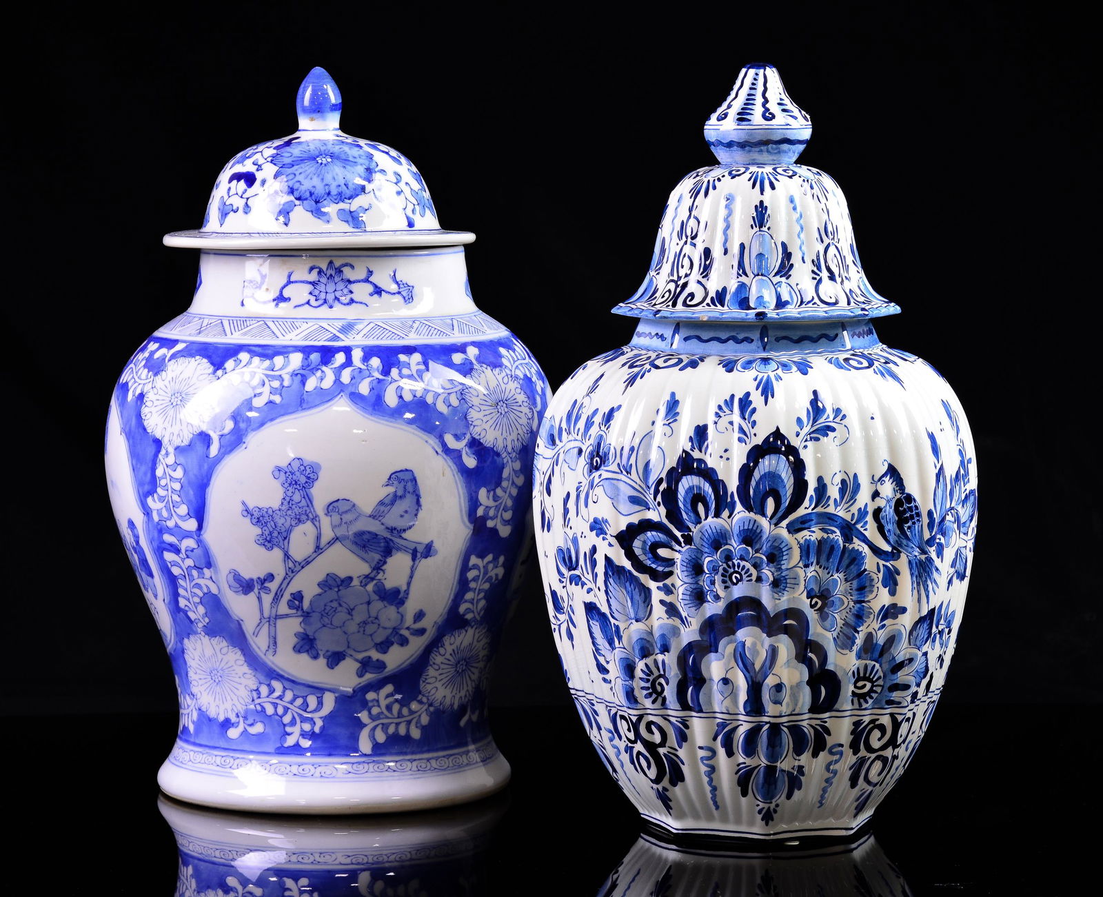 2 Blue & White Jars / Urns (1 of 3)