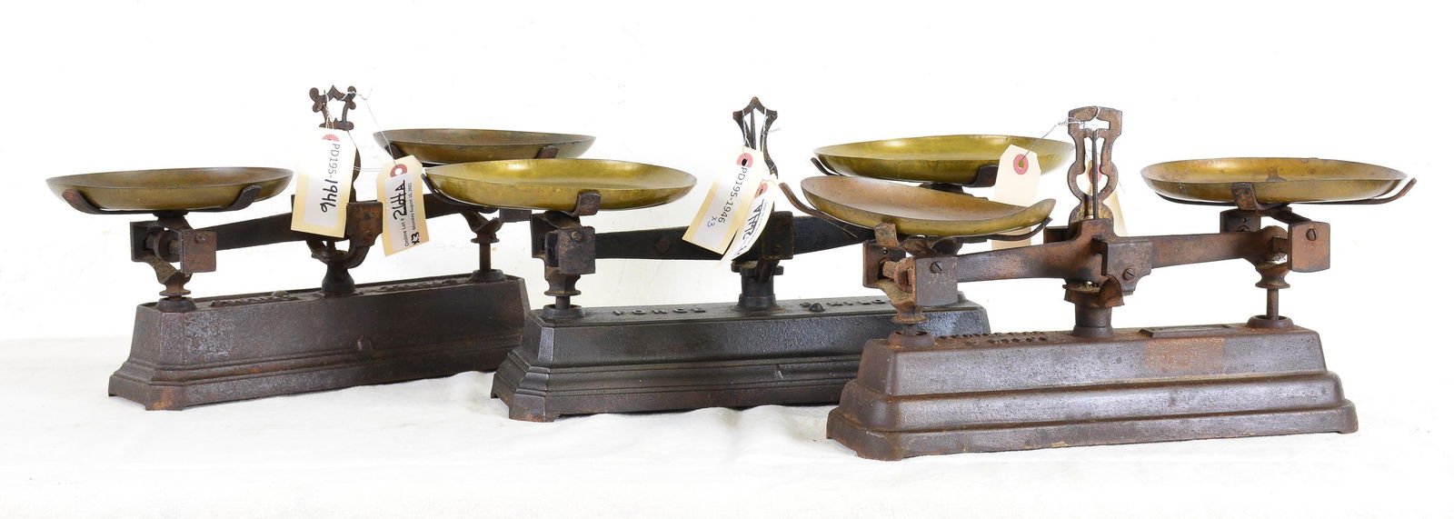 3 European Balance Scales (1 of 4)