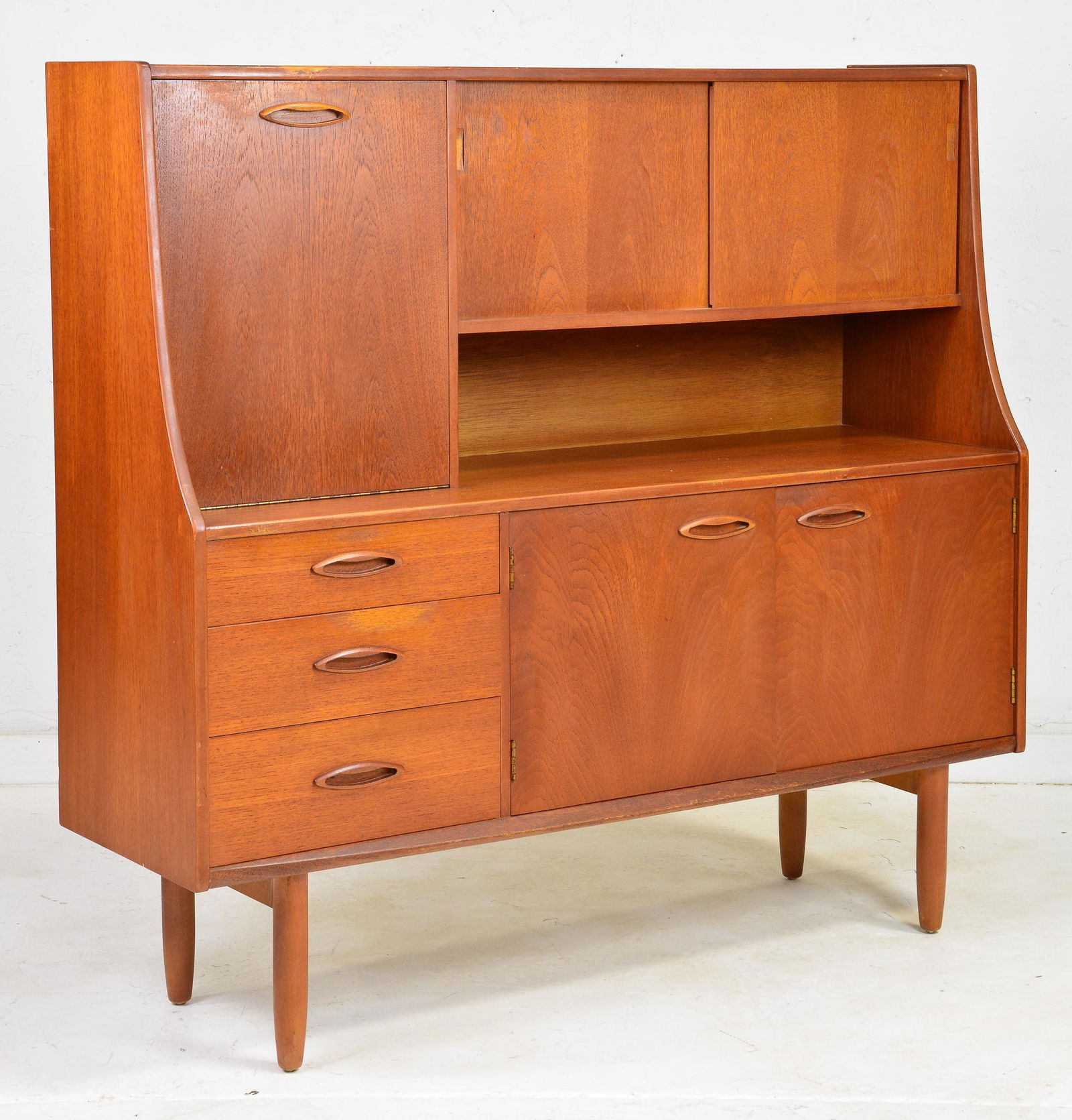 Mid Century Modern  Drop Front Cocktail Cabinet (1 of 7)