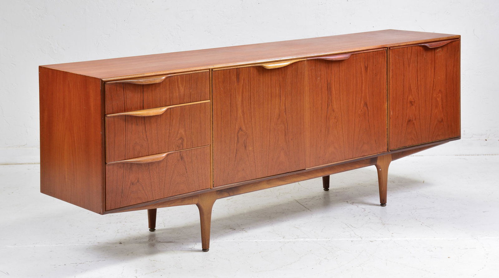 Mid Century Modern Sideboard - Dunvegan #2 (1 of 7)