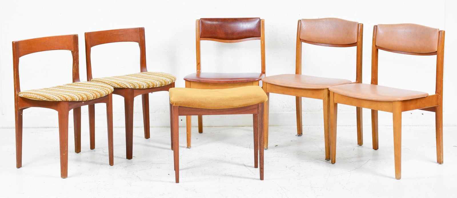 5 Mid Century Modern Chairs & Stool (1 of 6)