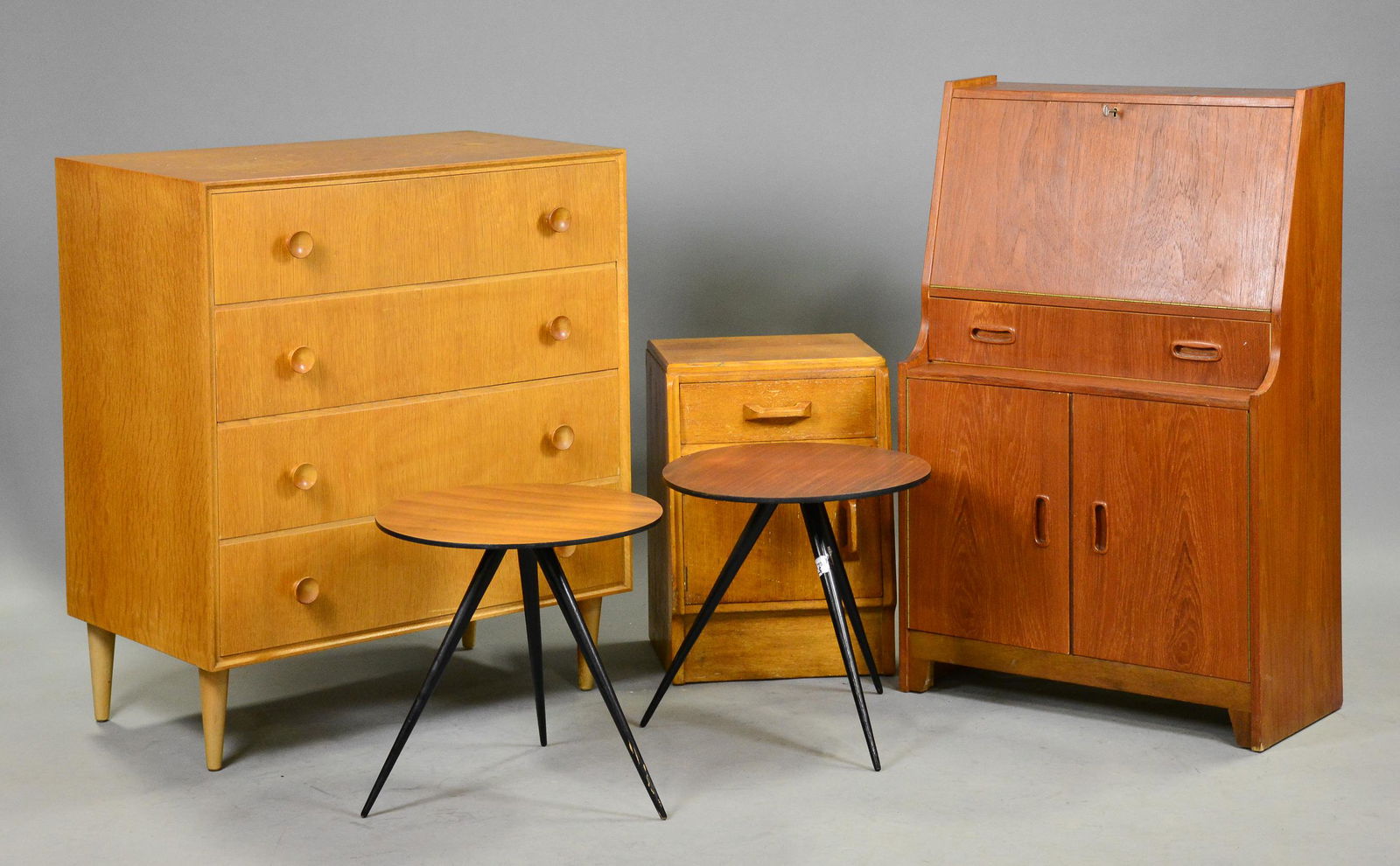 5pcs Mid Century Modern Cabinets / Tables (1 of 6)