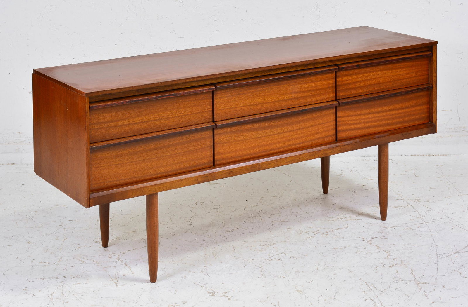 Mid Century Modern 6 Drawer Dresser / Sideboard (1 of 4)