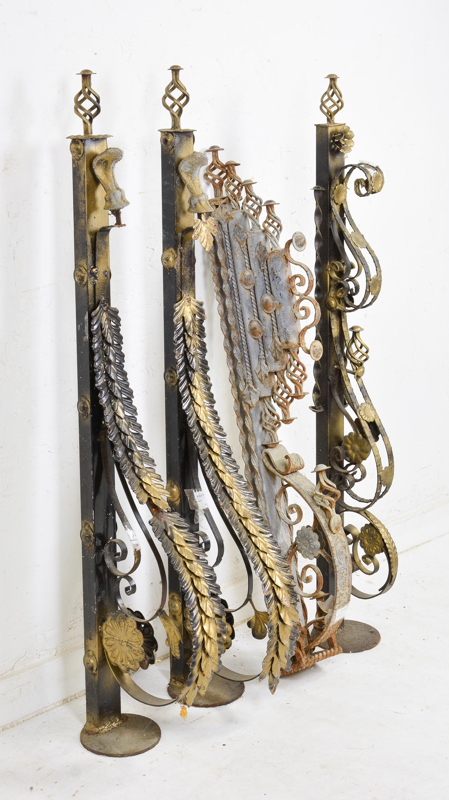 Four Metal Corbels / Wall Brackets (1 of 6)