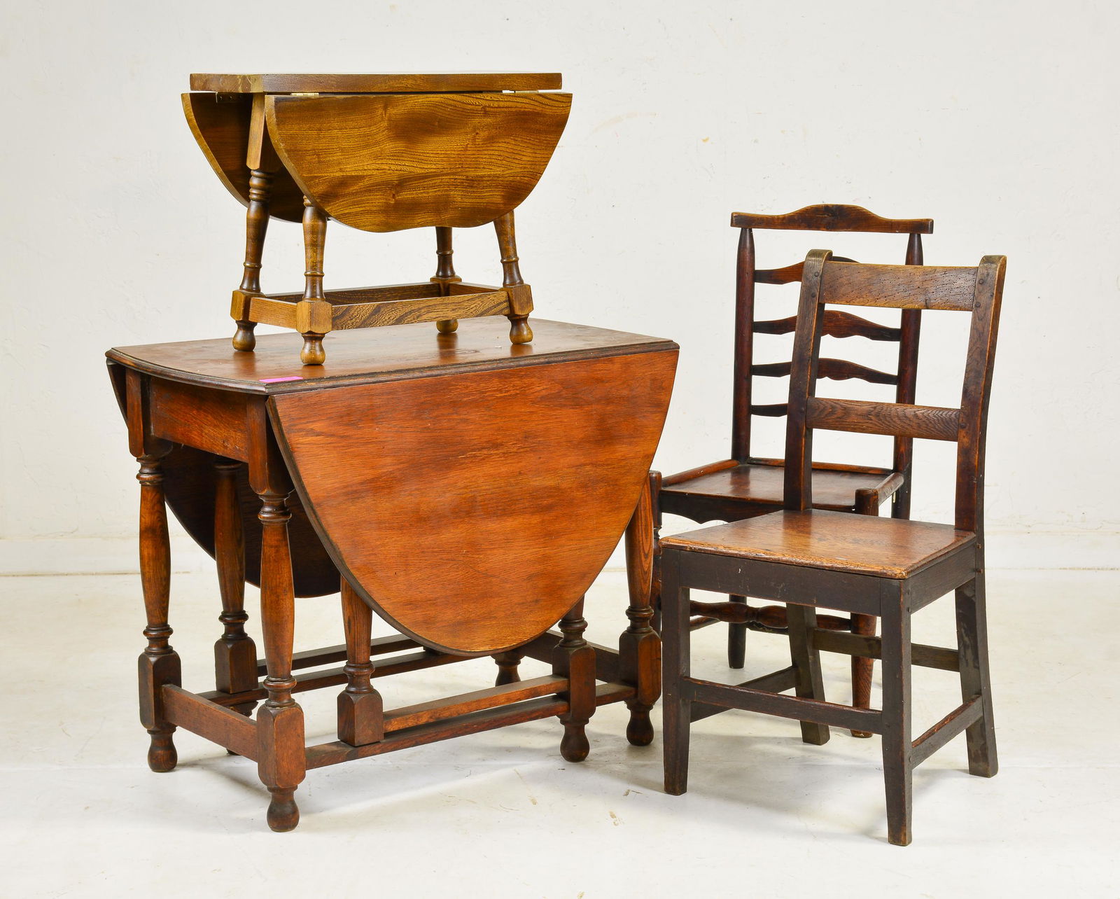 2 Drop Leaf Tables & 2 Chairs (1 of 4)