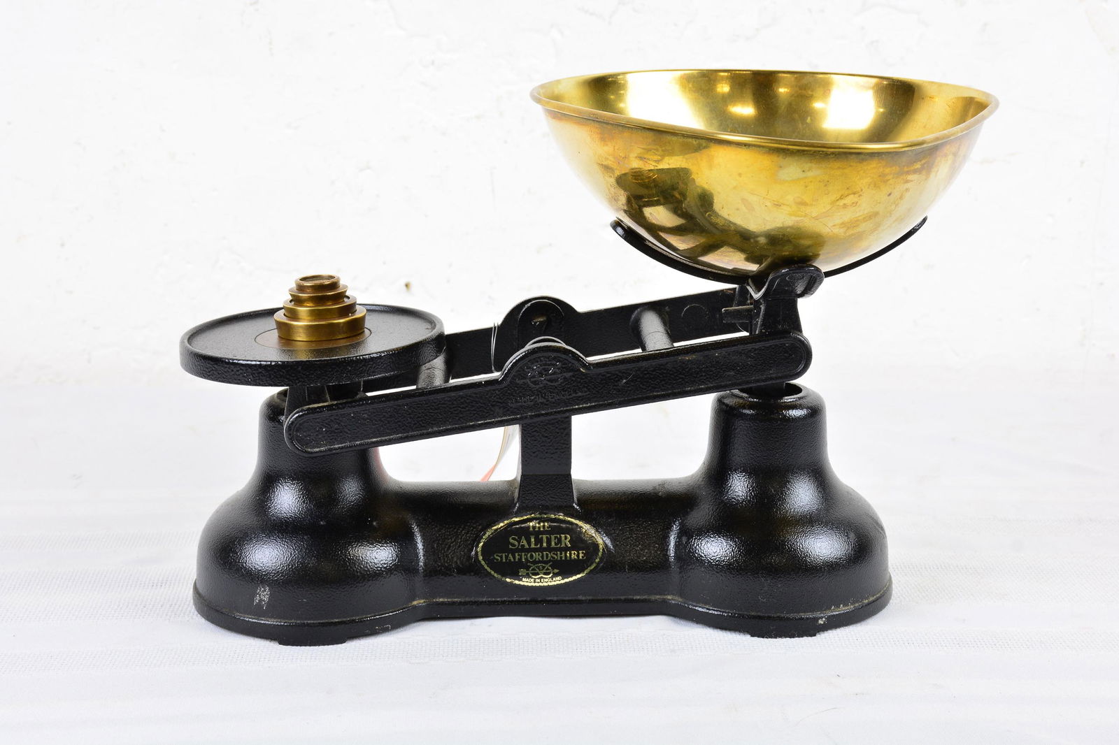 Black British Balance Scale - Salter - Brass Weights (1 of 2)