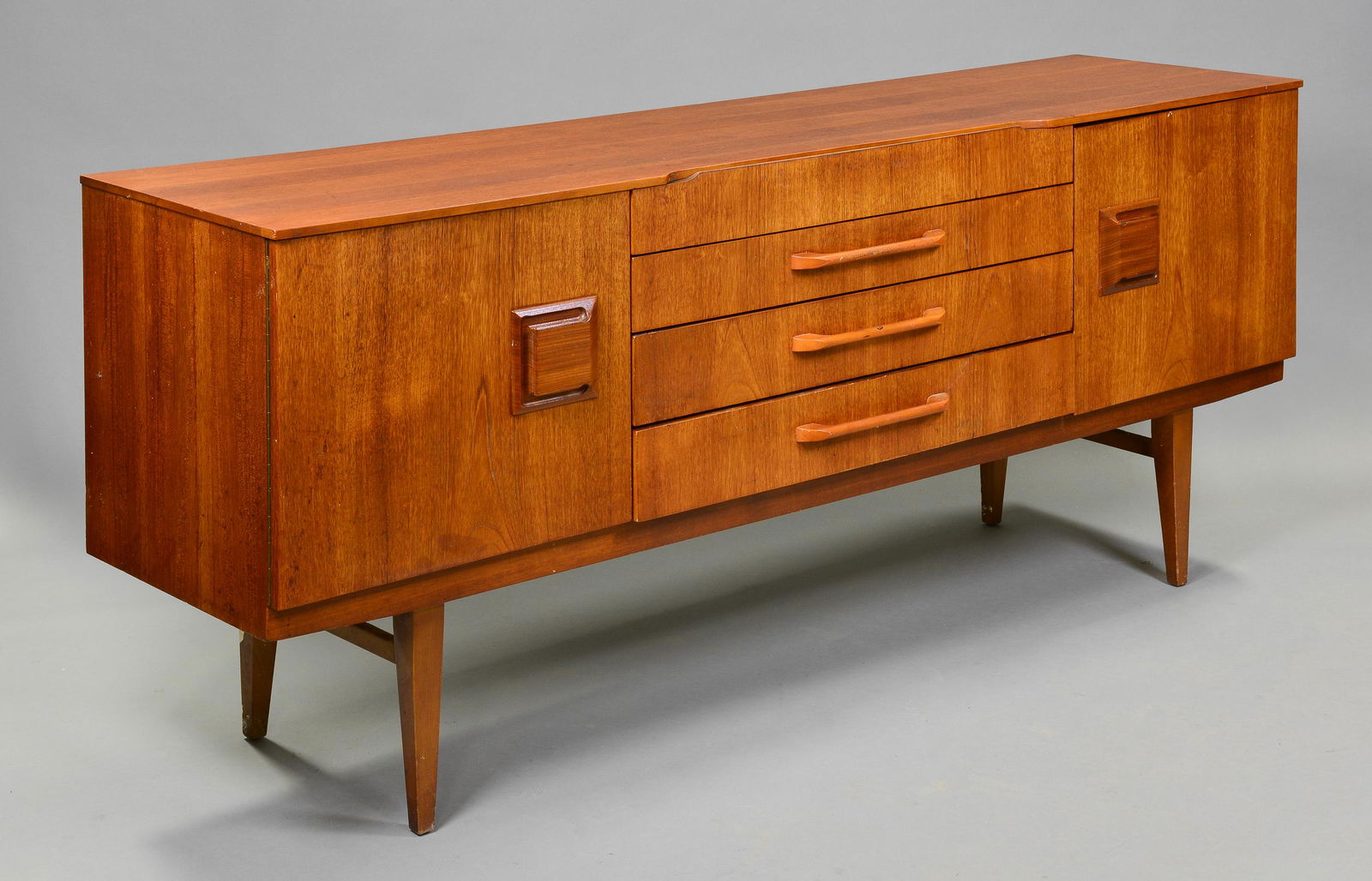 Mid Century Sideboard - Square Handles - Beautility (1 of 8)