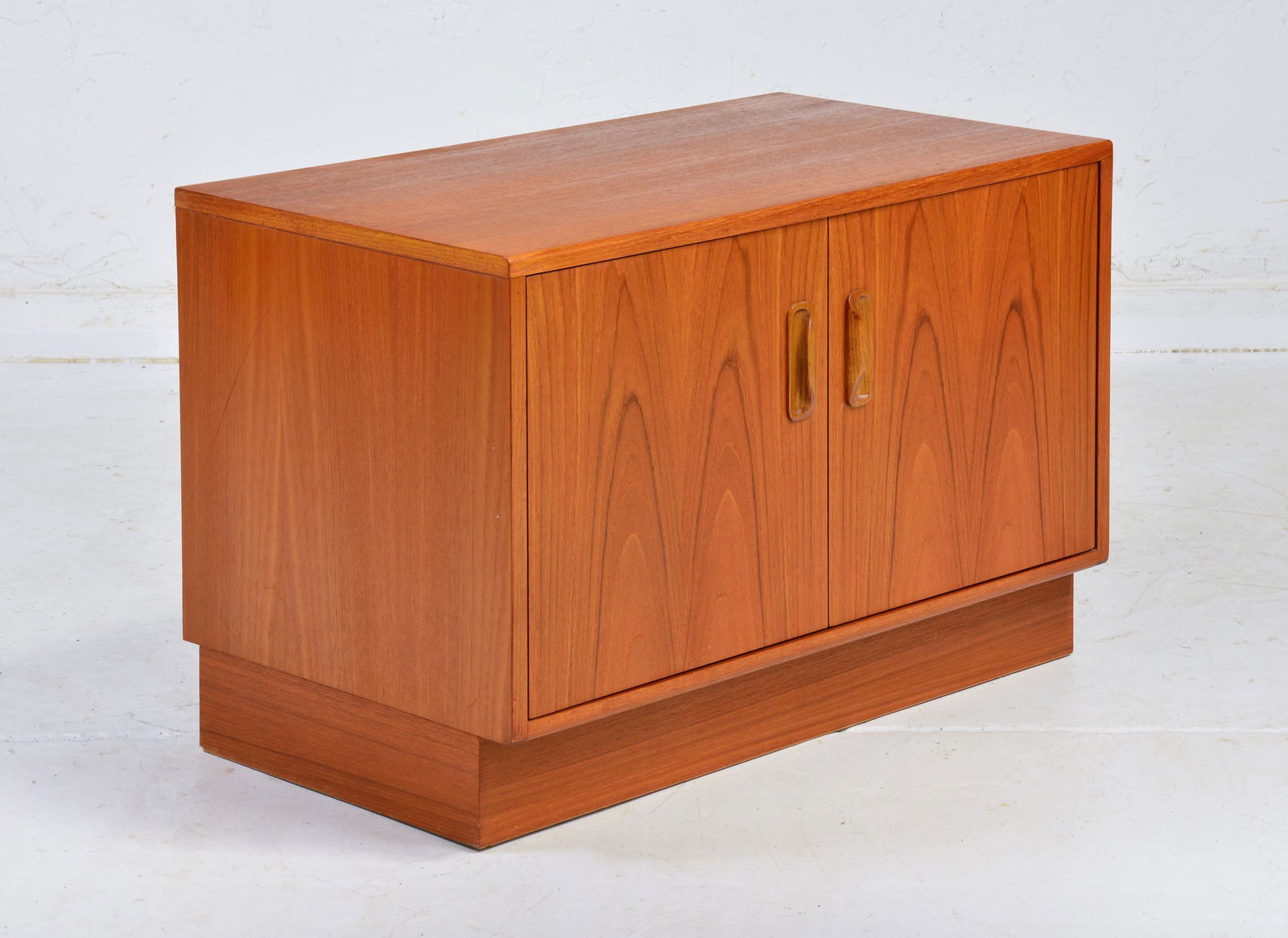 2 Drawer Mid Century Modern Cabinet - G-Plan Fresco (1 of 4)