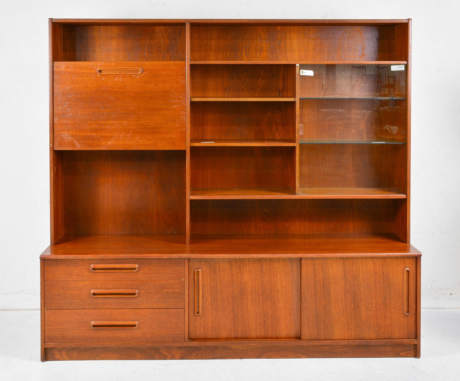 Mid Century Modern Wall Unit / Cocktail Cabinet (1 of 10)