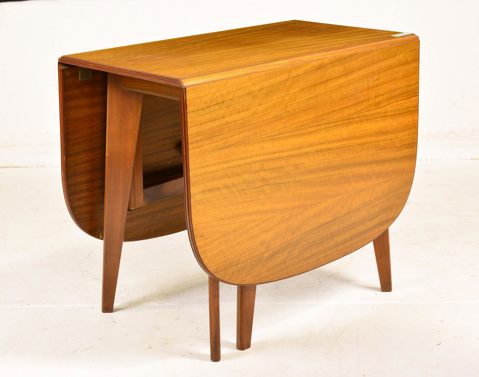 Mid Century Modern Drop Leaf Table (1 of 6)
