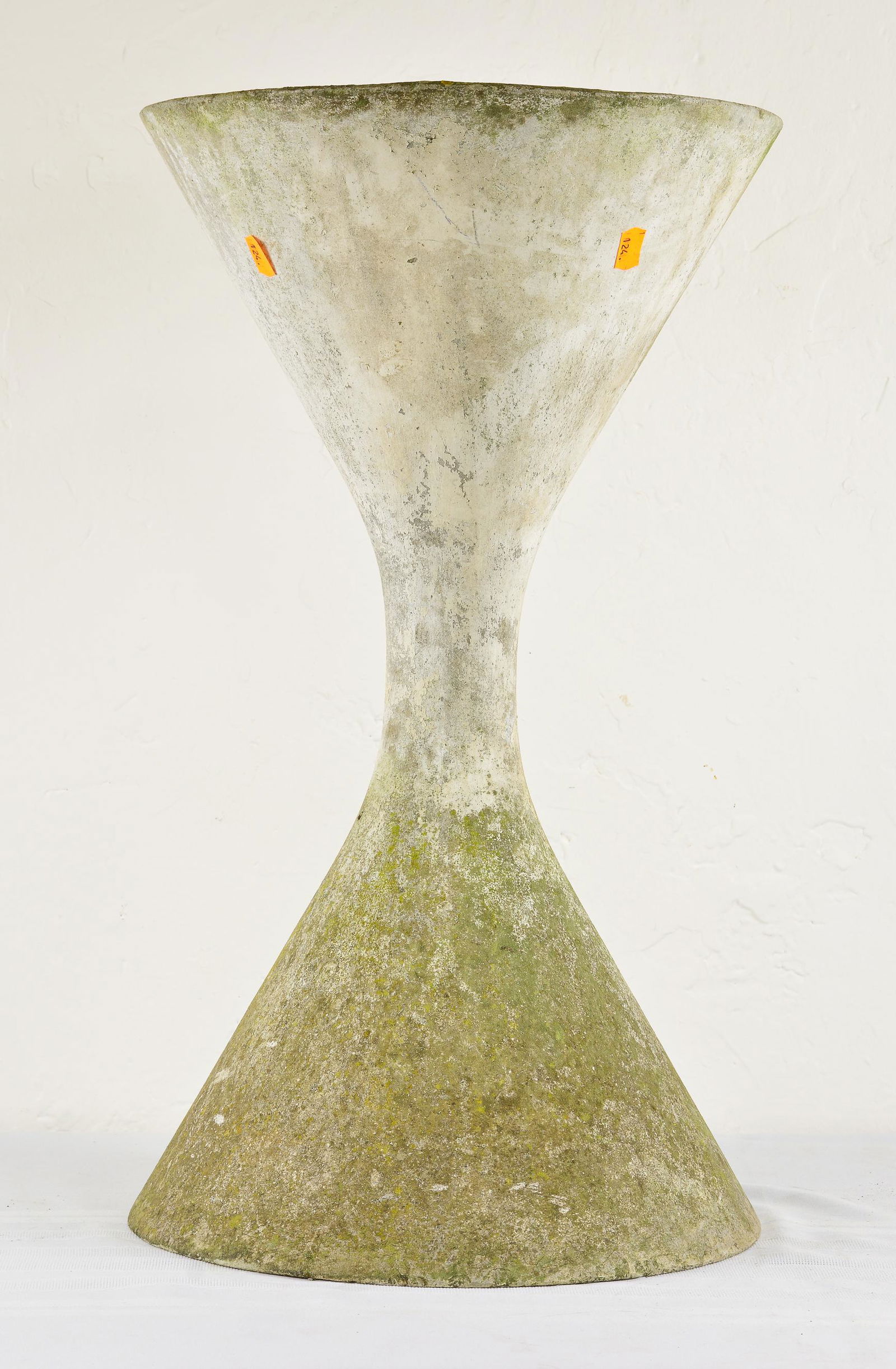 Composite / Concrete Stand / Planter (1 of 4)