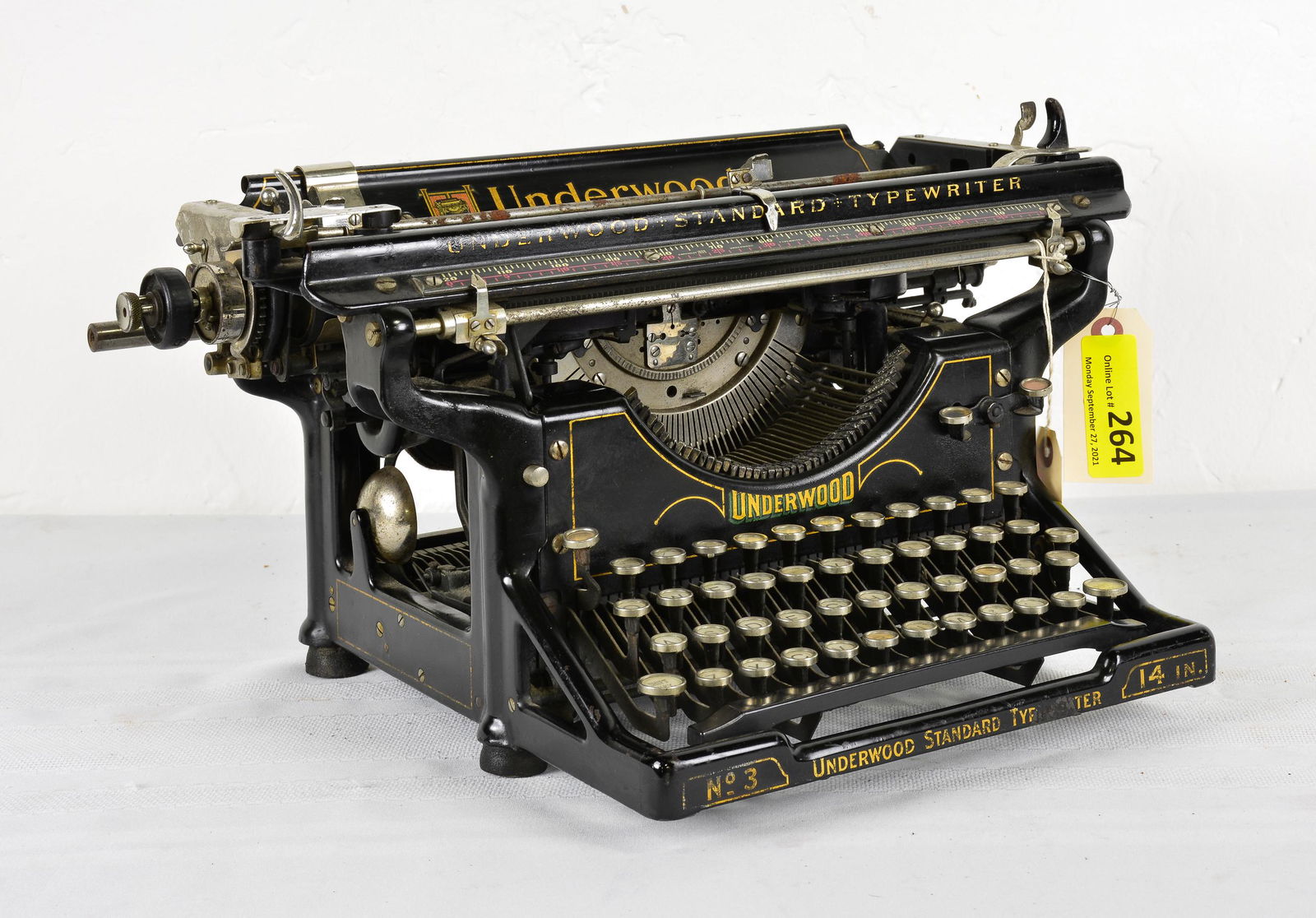 Underwood Standard Typewriter (1 of 3)