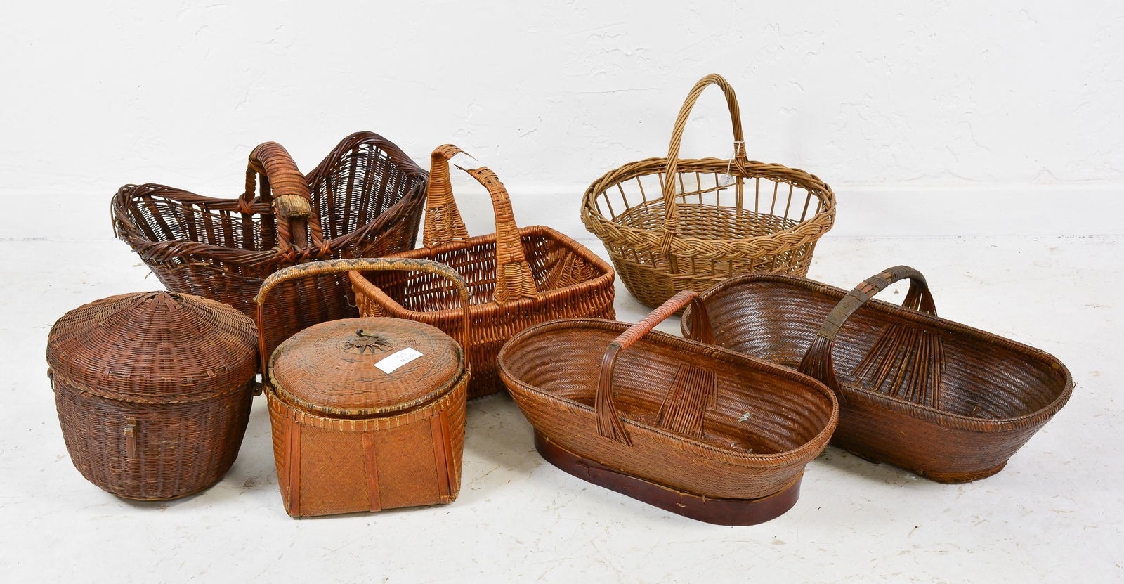 7 Assorted Asian Baskets (1 of 4)
