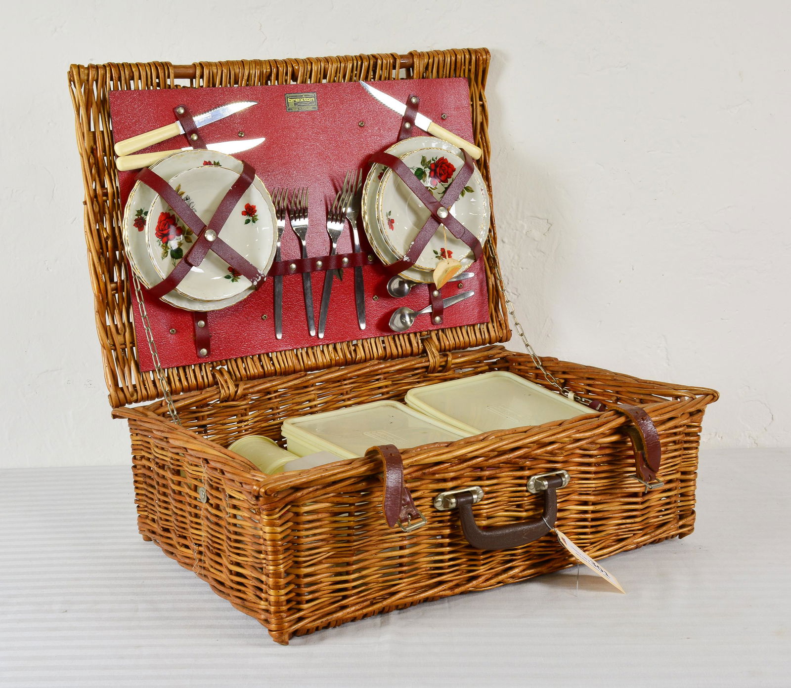 Vintage Brexton Fitted Wicker Picnic Basket (1 of 4)