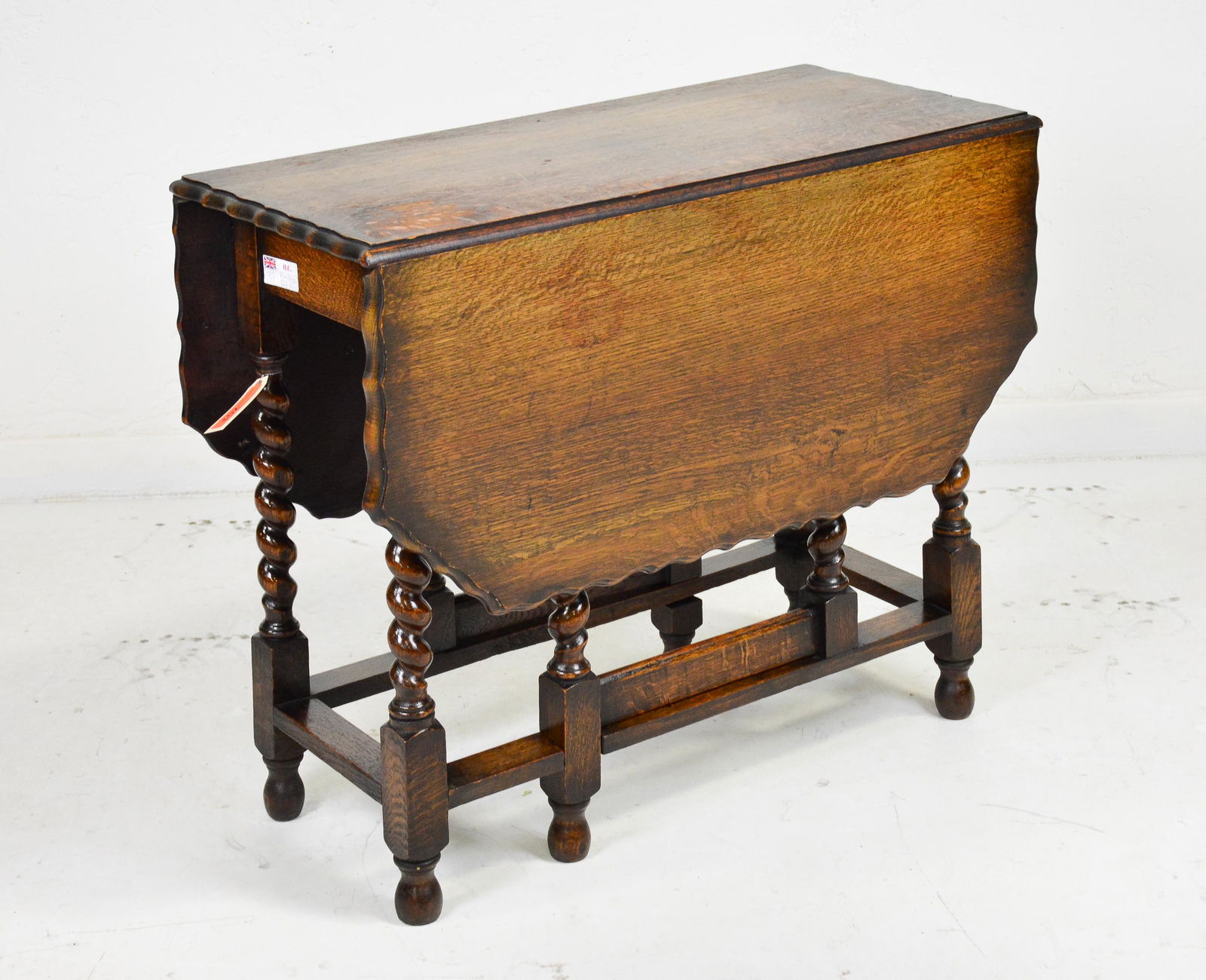 British Scalloped Edge Barley Twist Drop Leaf Table (1 of 3)