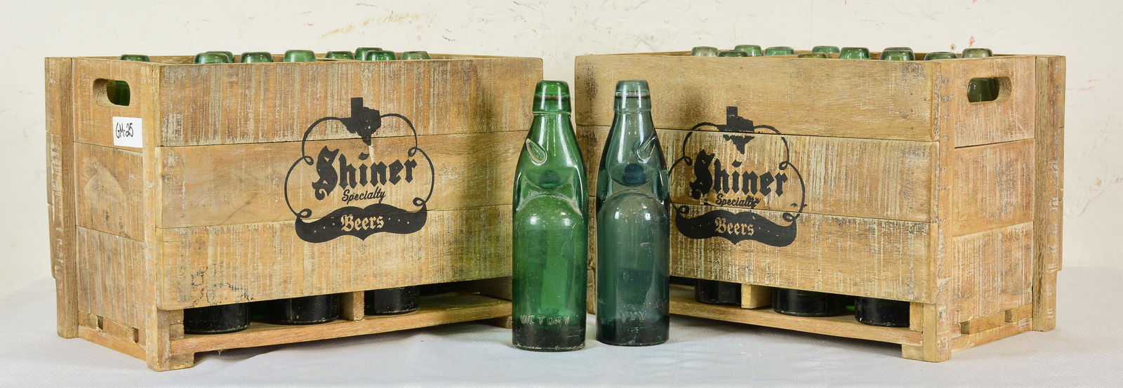 2 Shiner Wood Carriers with Bottles #2 (1 of 3)