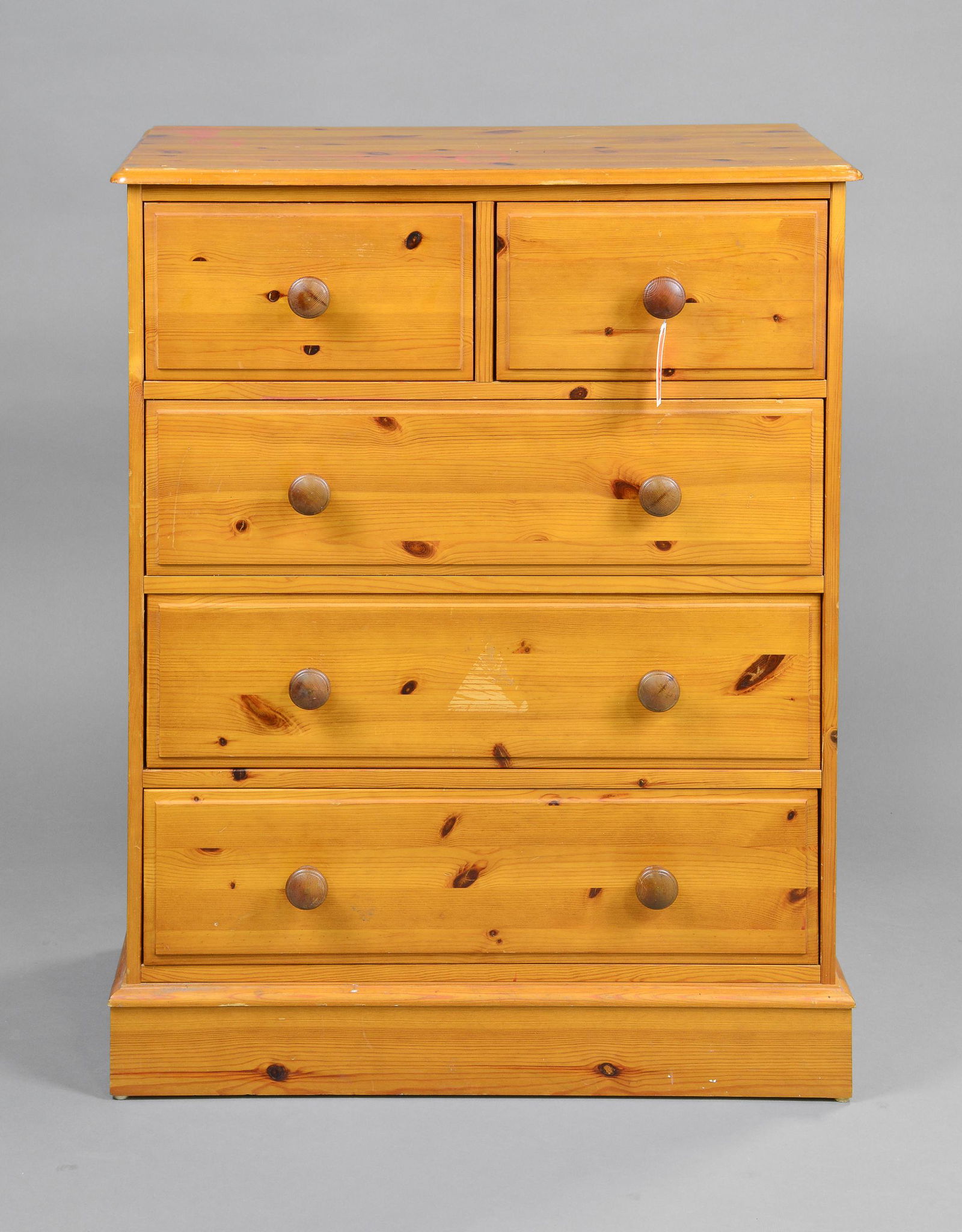British Pine 5 Drawer Chest (1 of 6)