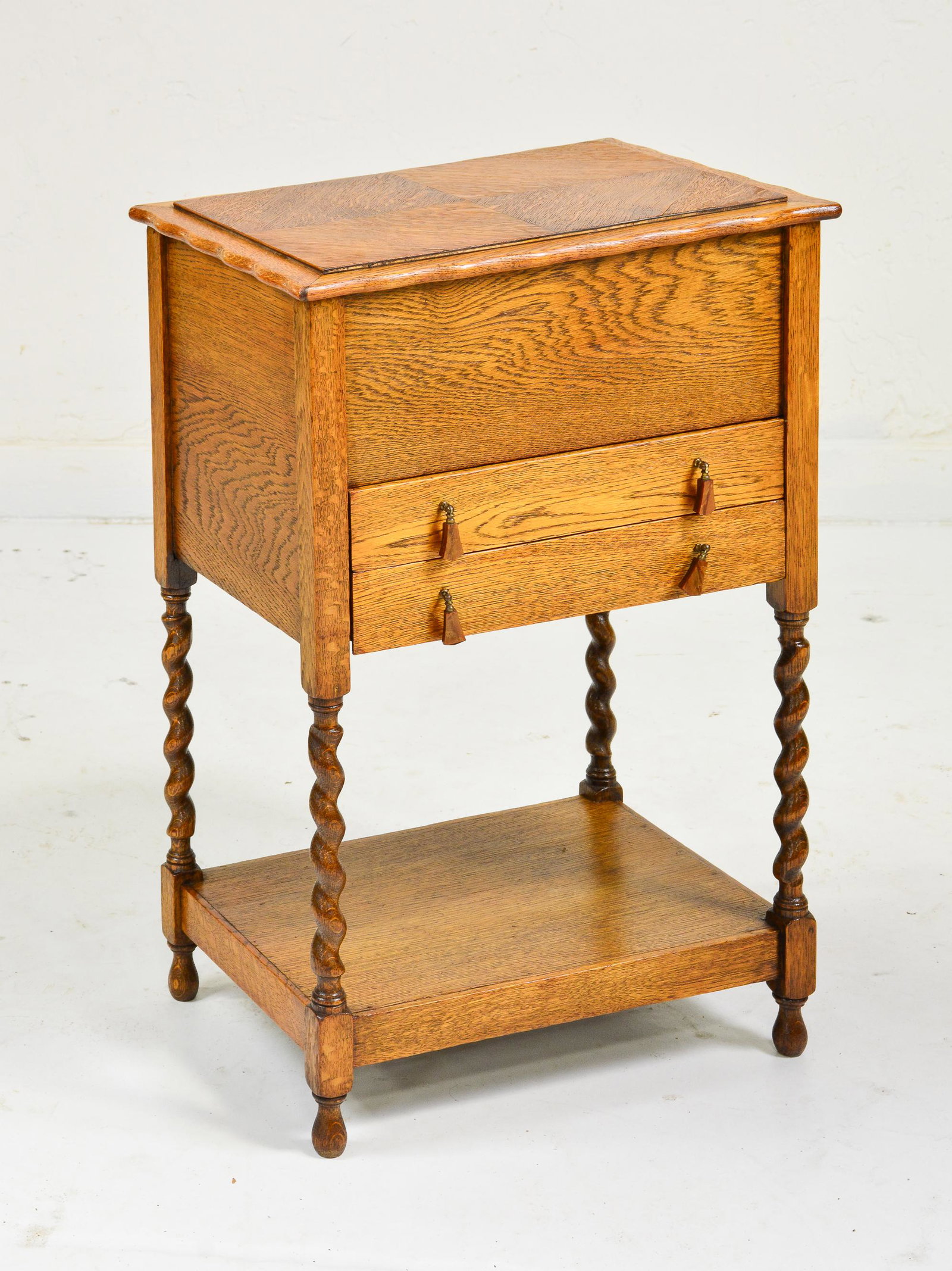 British Oak Barley Twist Sewing Table / Box (1 of 3)
