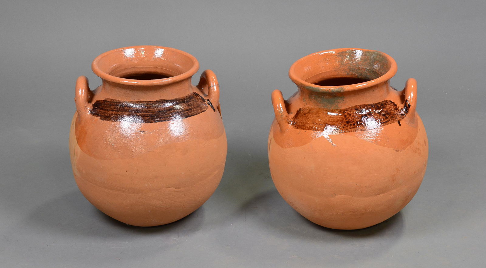 Pair of Terracotta Planters / Pots (1 of 3)