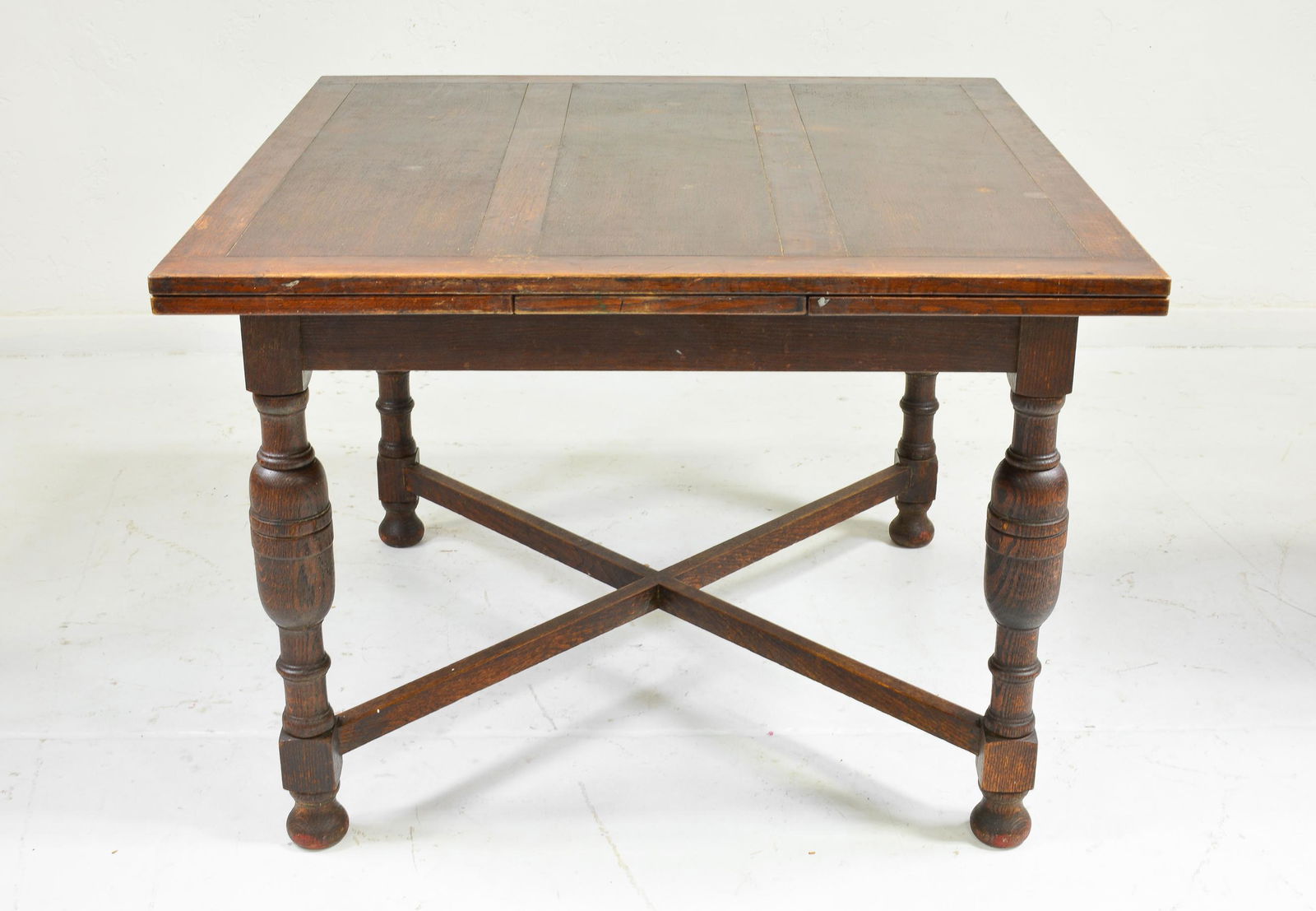 British Oak Draw Leaf Table (1 of 4)