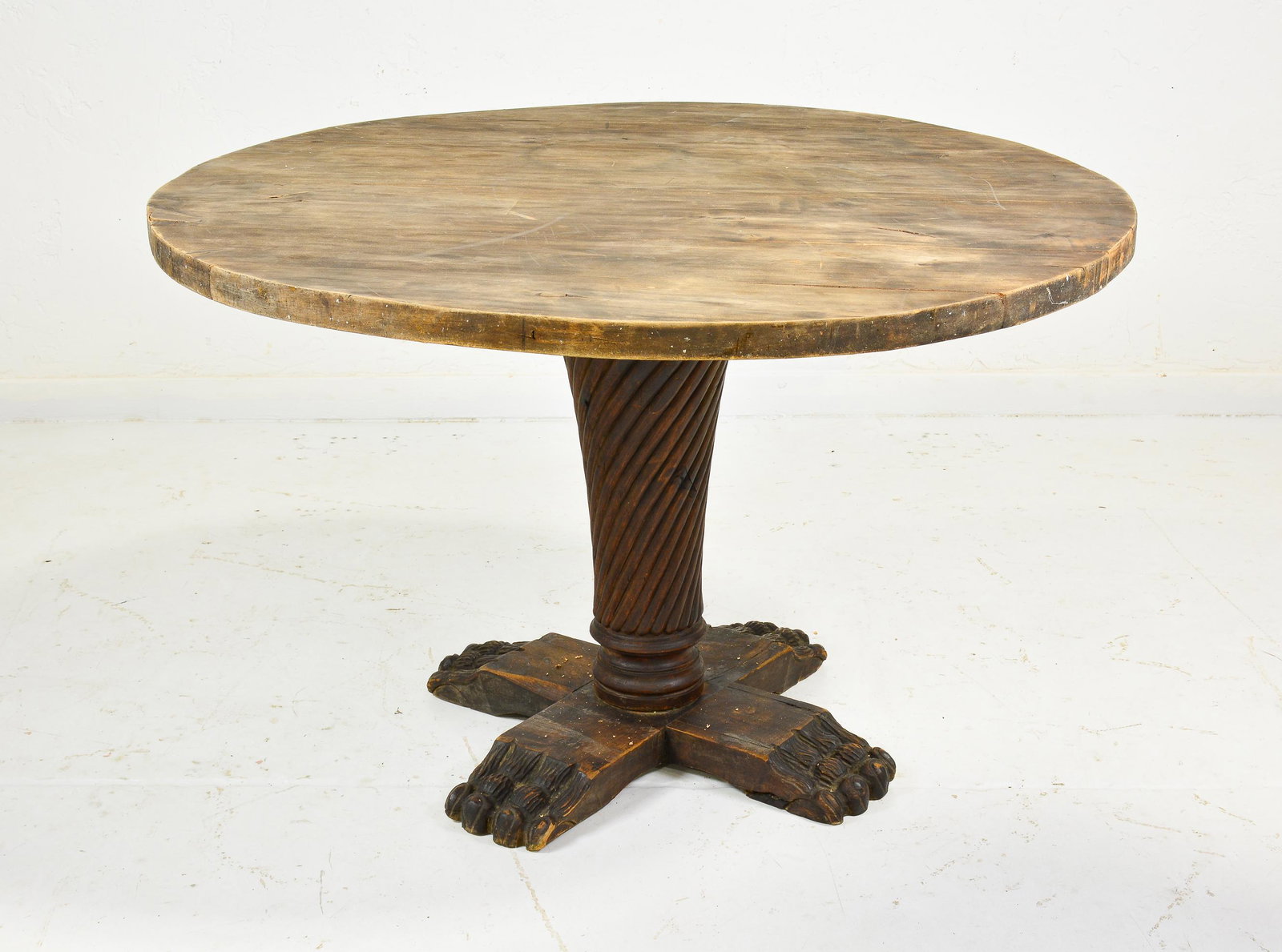 Round Rustic Pedestal Base Table (1 of 5)