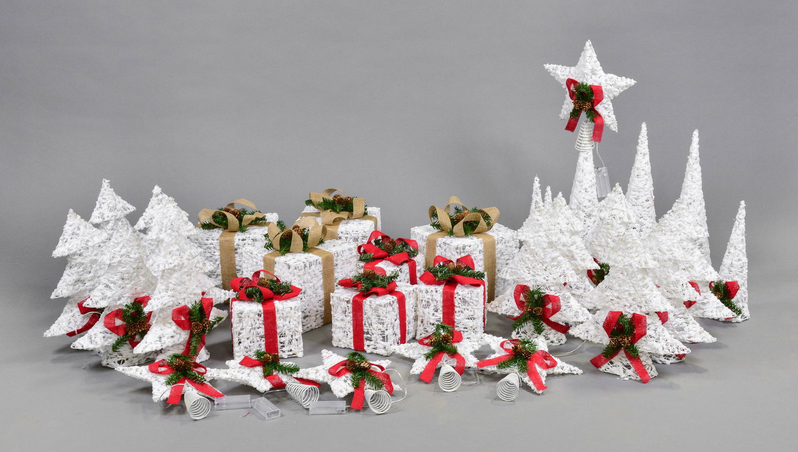 30 Piece Lot of White Christmas Decorations #2 (1 of 5)