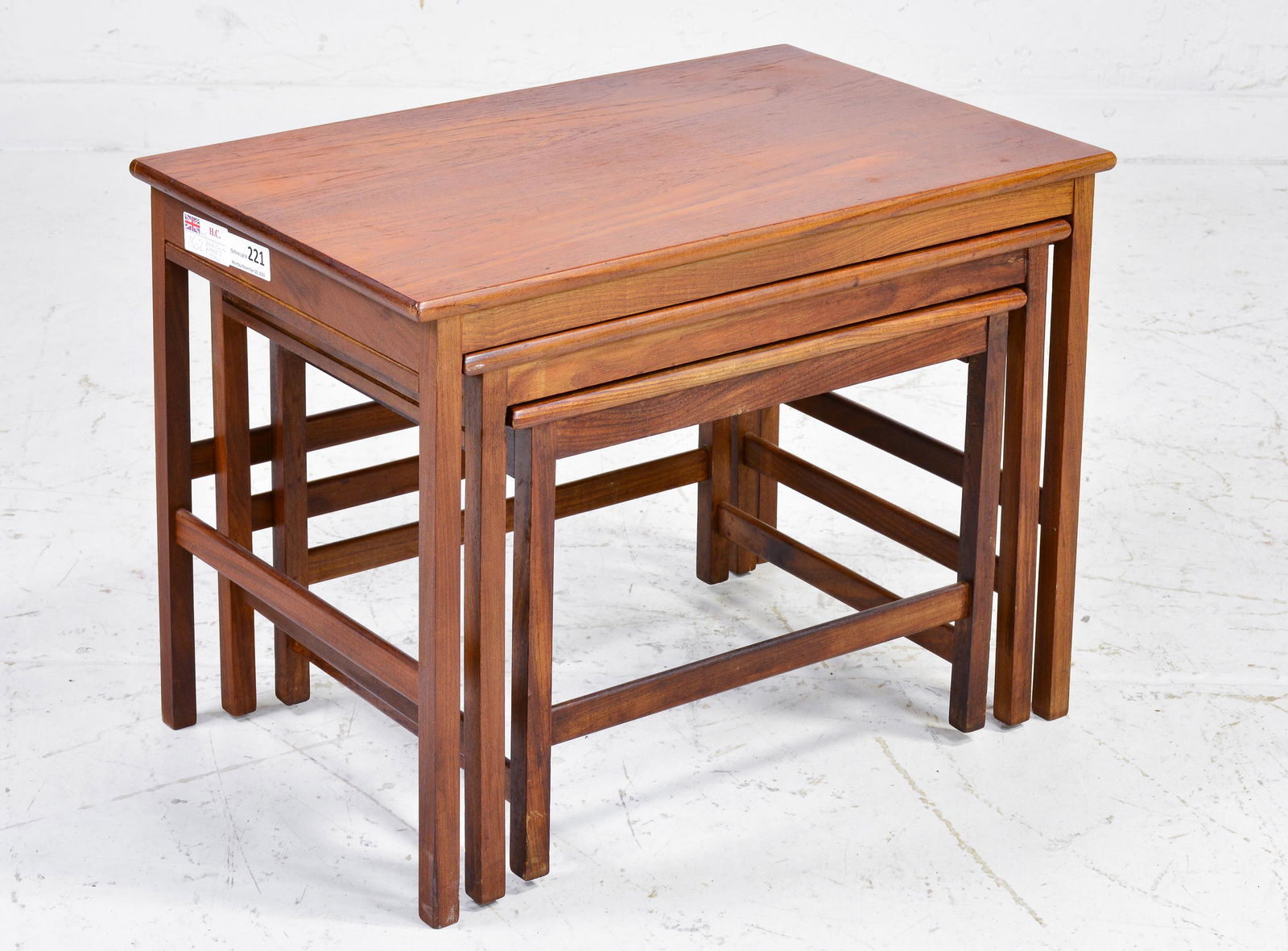 Mid Century Modern Nesting Tables (1 of 3)
