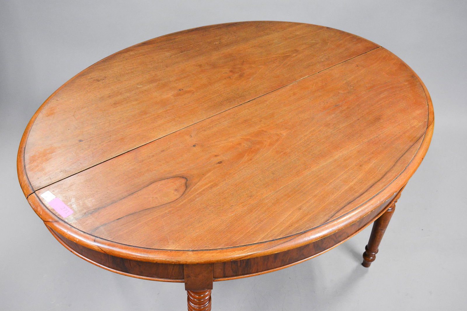 Mahogany Oval Entry / Dining Table with Turned Legs (1 of 4)