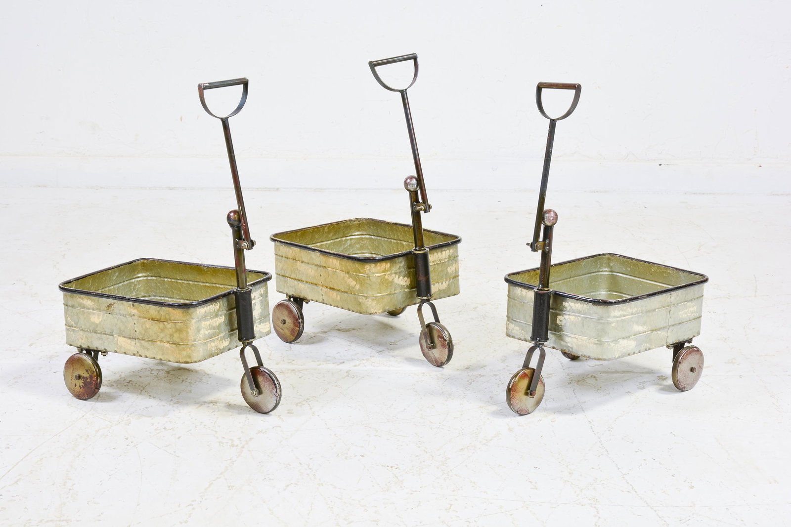 3 Small Metal Wagons (1 of 3)
