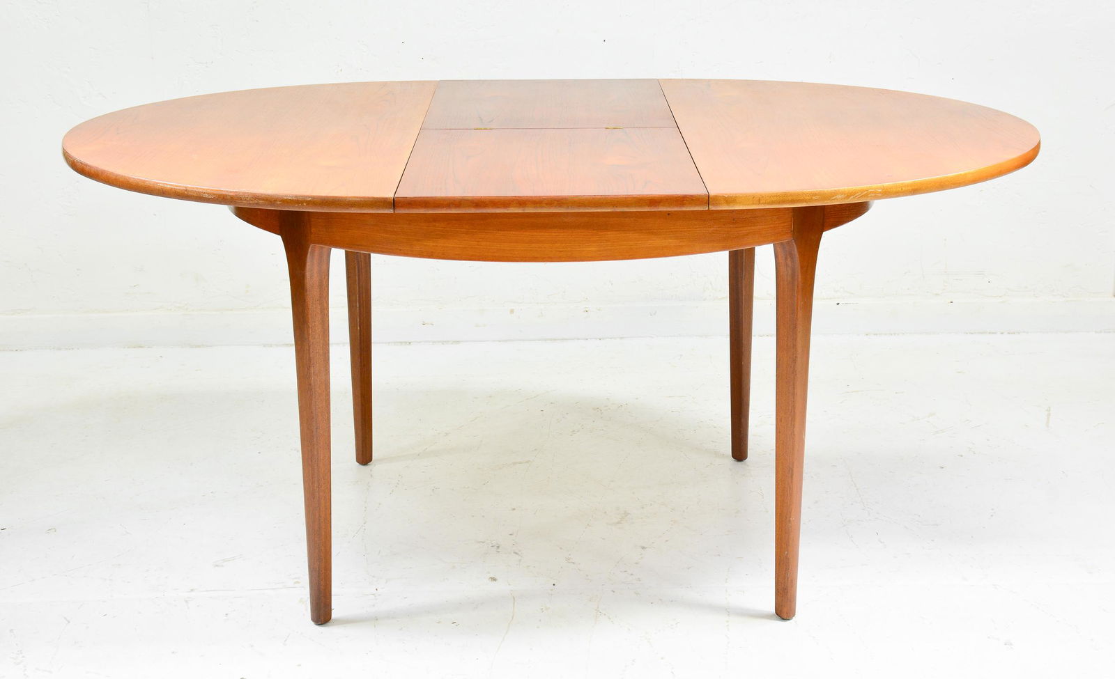 Mid Century Modern Round Dining Table (1 of 5)