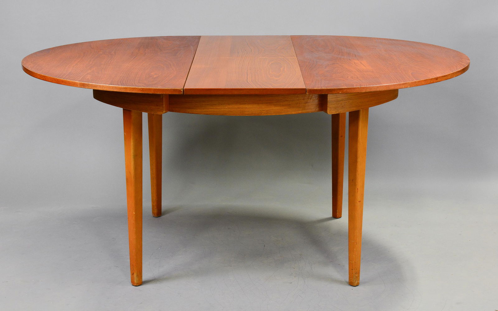 Mid Century Modern Table with Butterfly Leaf (1 of 4)