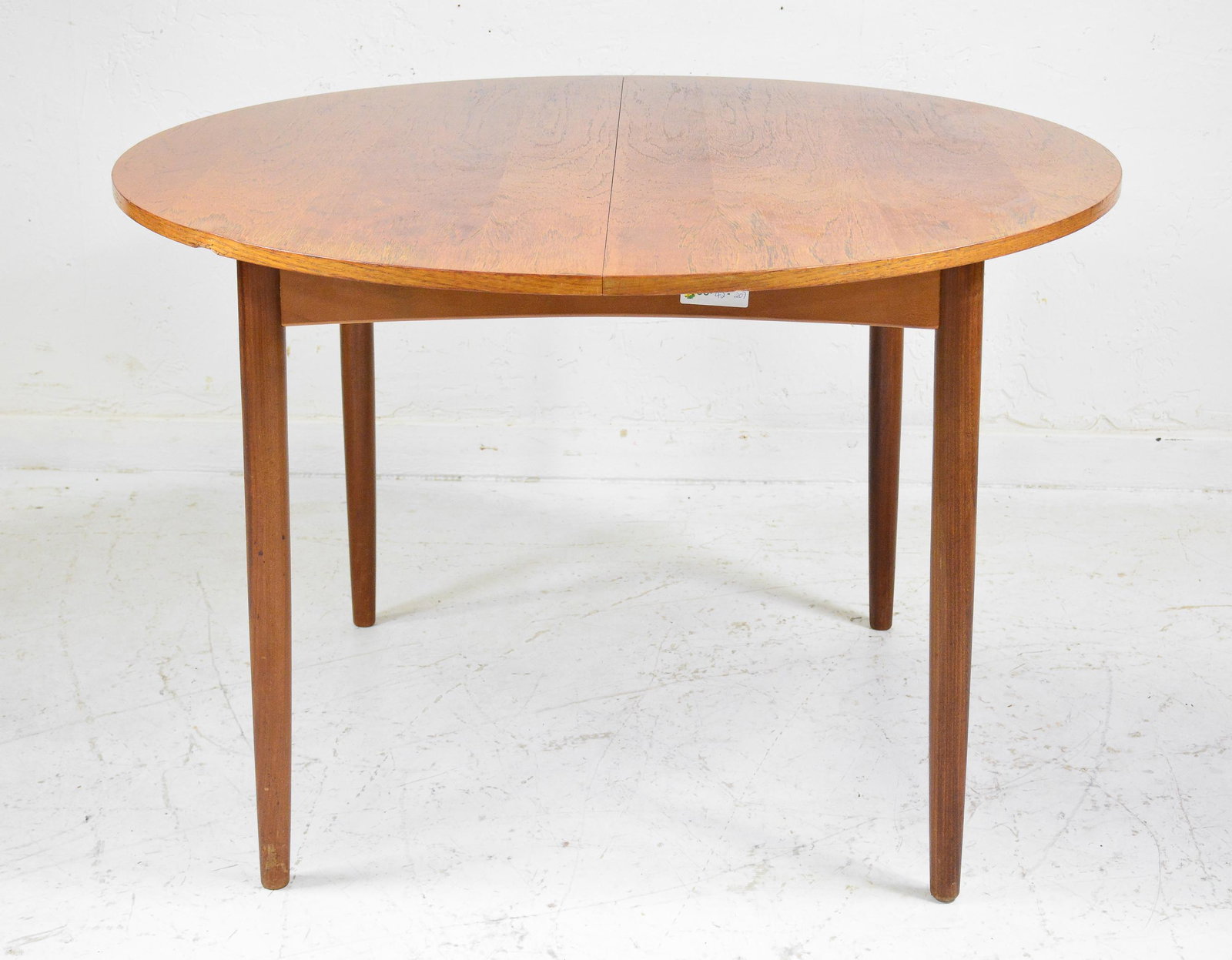 Mid Century Modern Round Table - Gplan (1 of 4)
