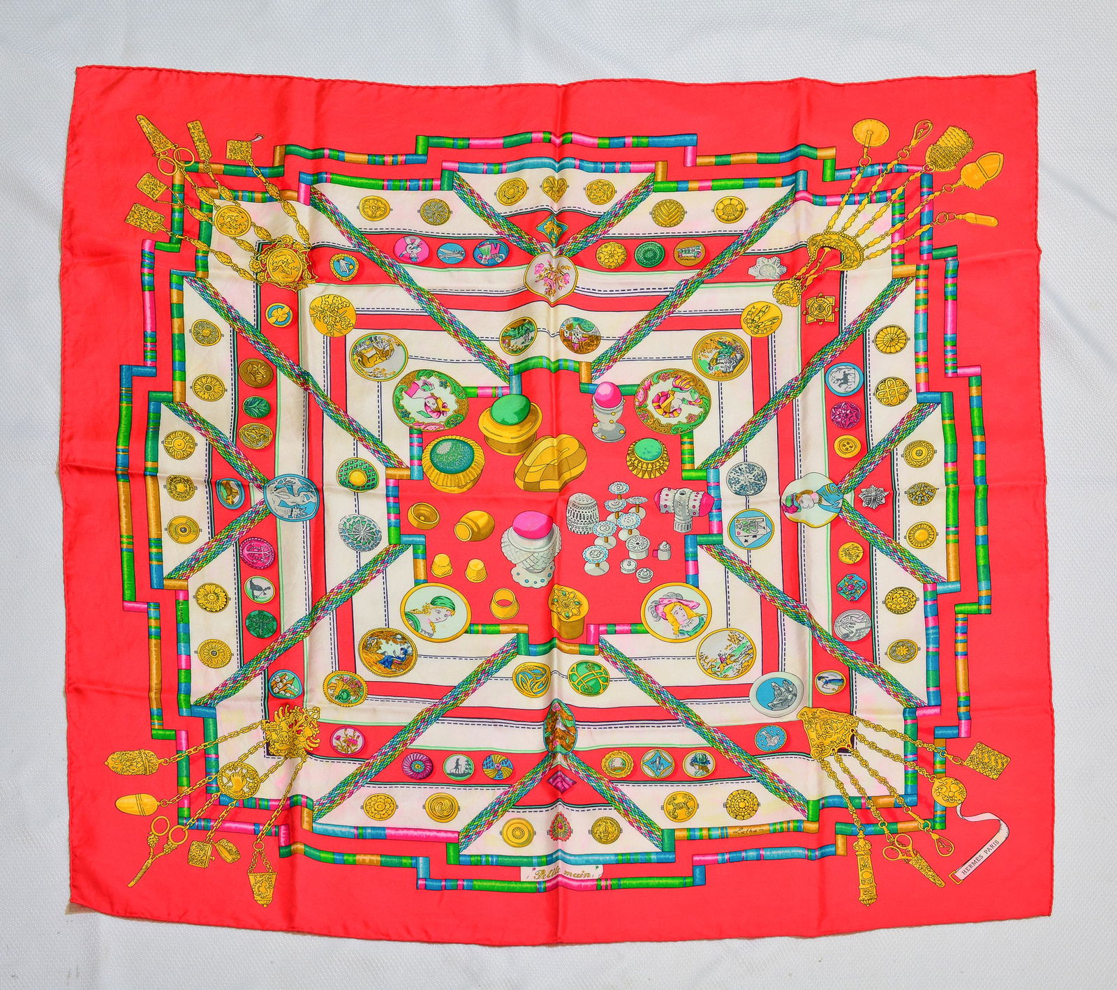 Hermes Scarf in  100% Twill Silk (1 of 3)
