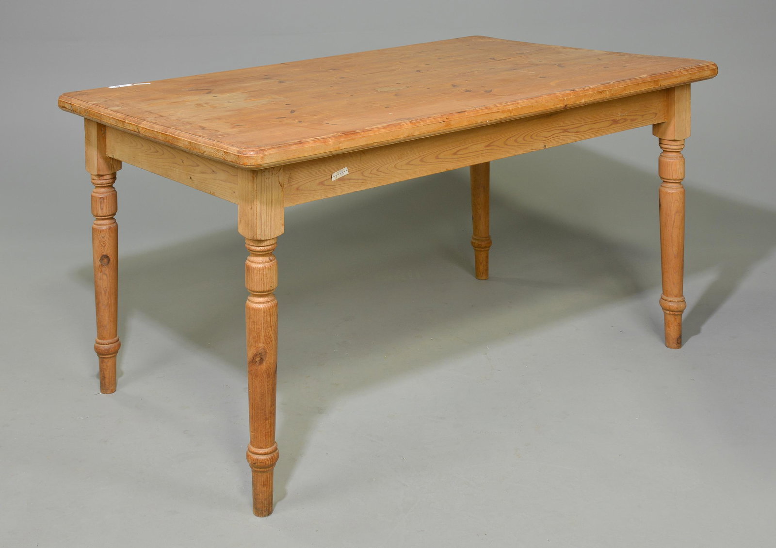 English Pine Turned Leg Table (1 of 3)