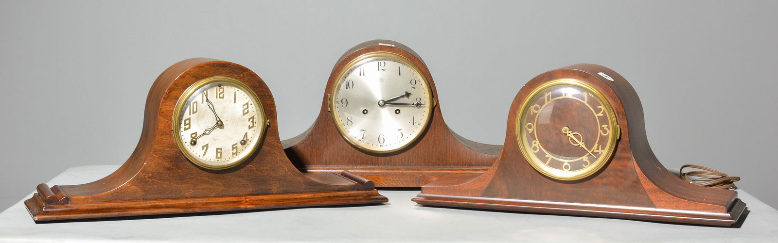 3 Assorted Mantle Clocks (1 of 5)