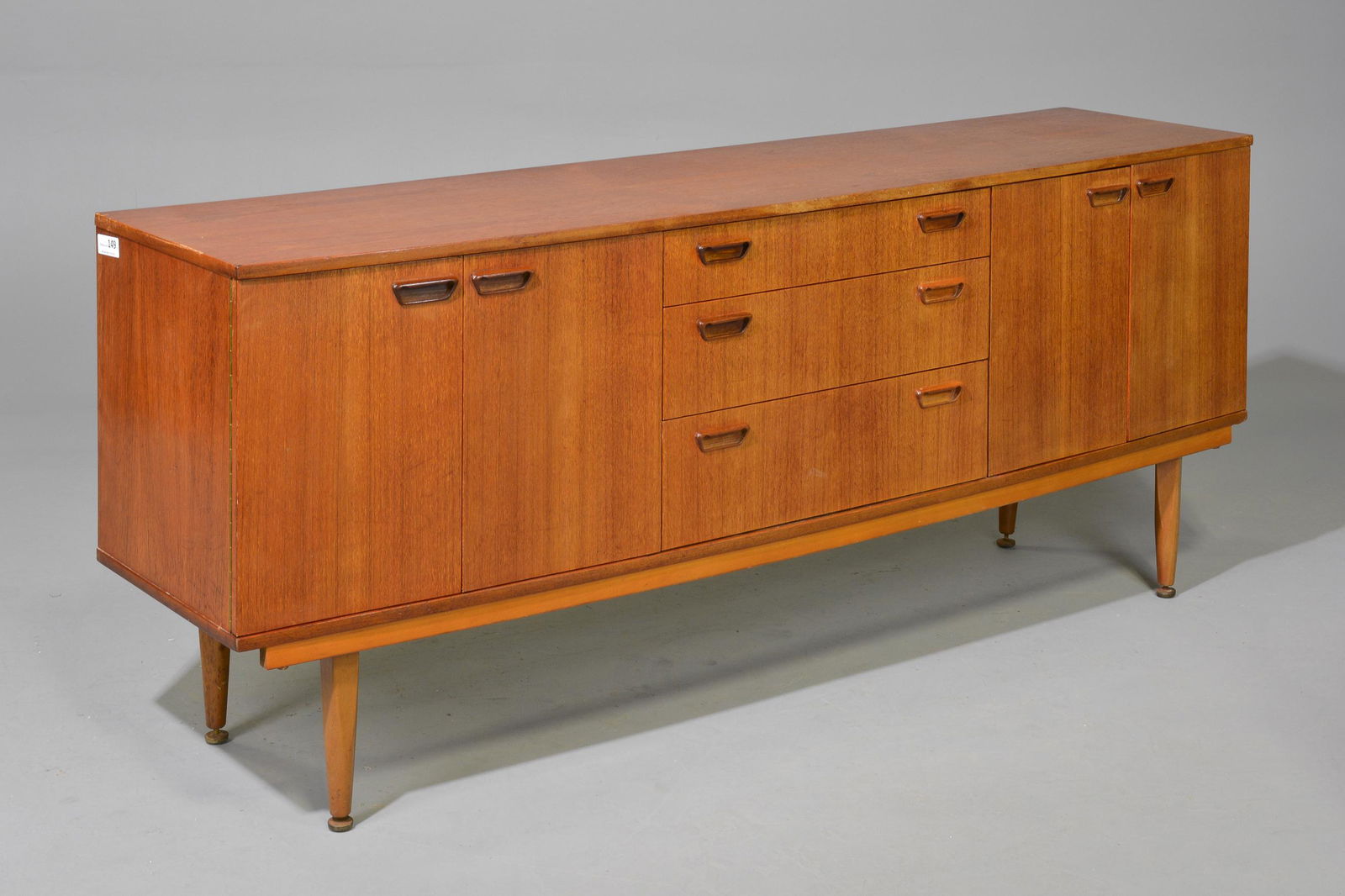 Mid Century Modern Bow Front Sideboard (1 of 8)