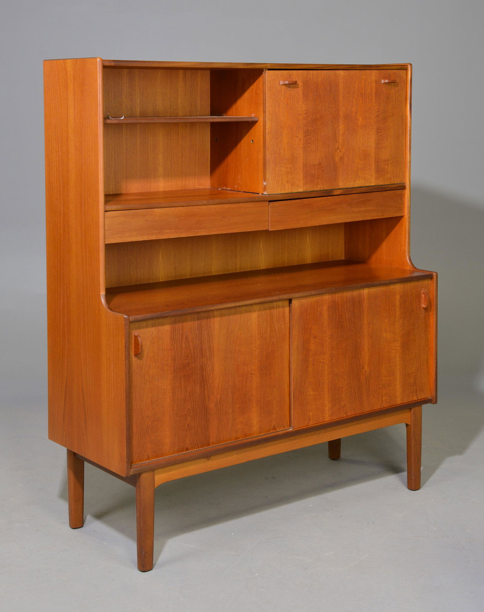 Teak Mid Century Modern Highboard (1 of 7)