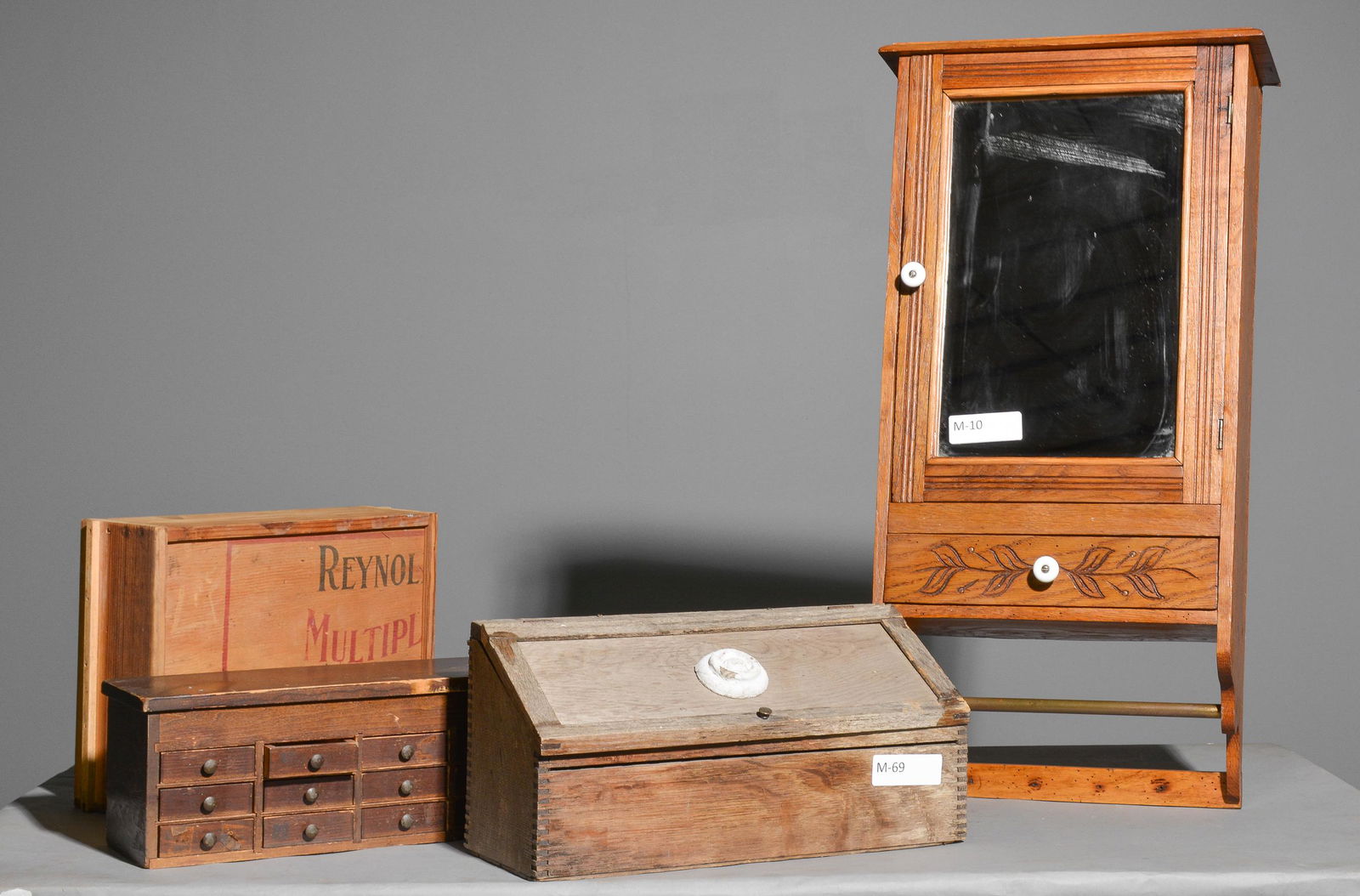 4pcs Assorted Primitive boxes (1 of 4)