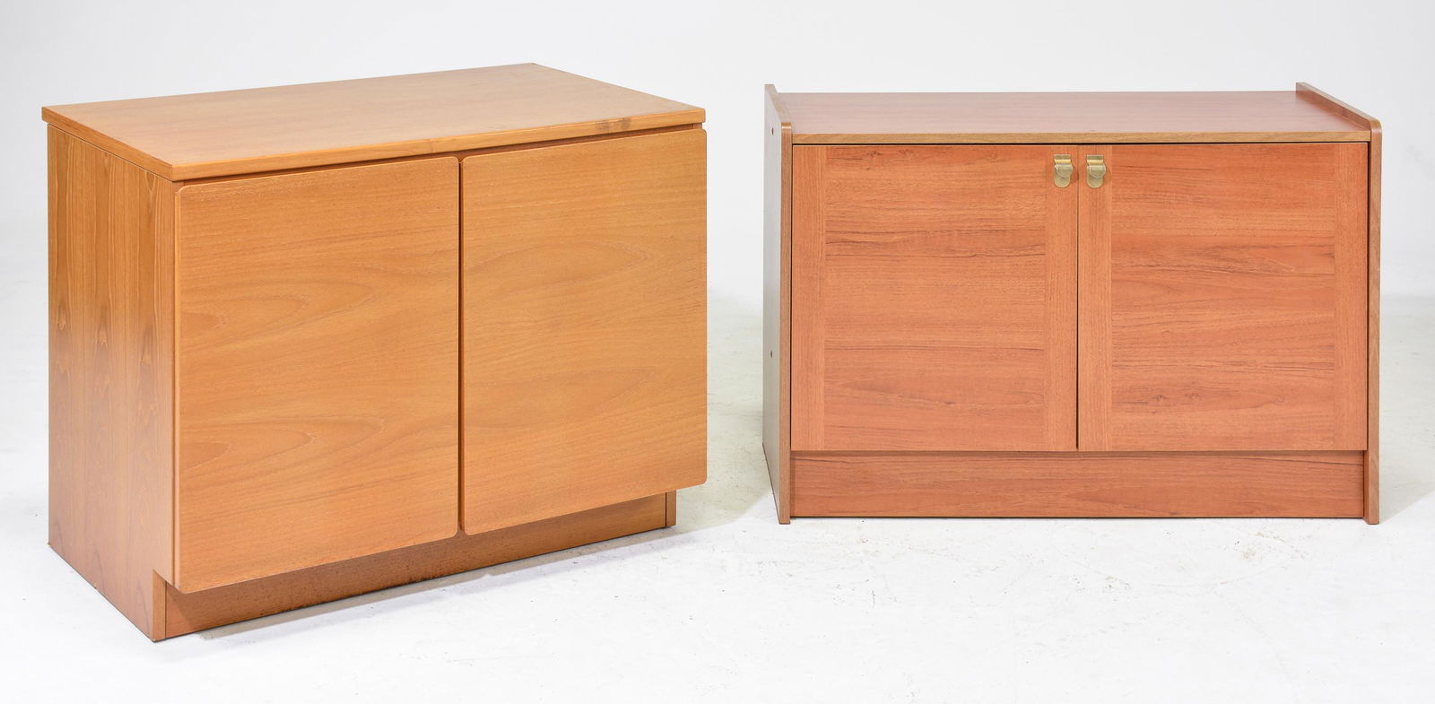 2 Mid Century Record / Occasional Cabinets (1 of 5)