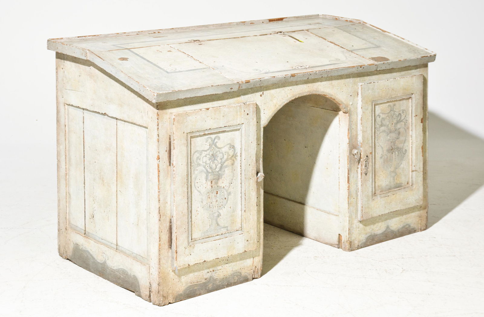 Rustic Painted Desk (1 of 5)