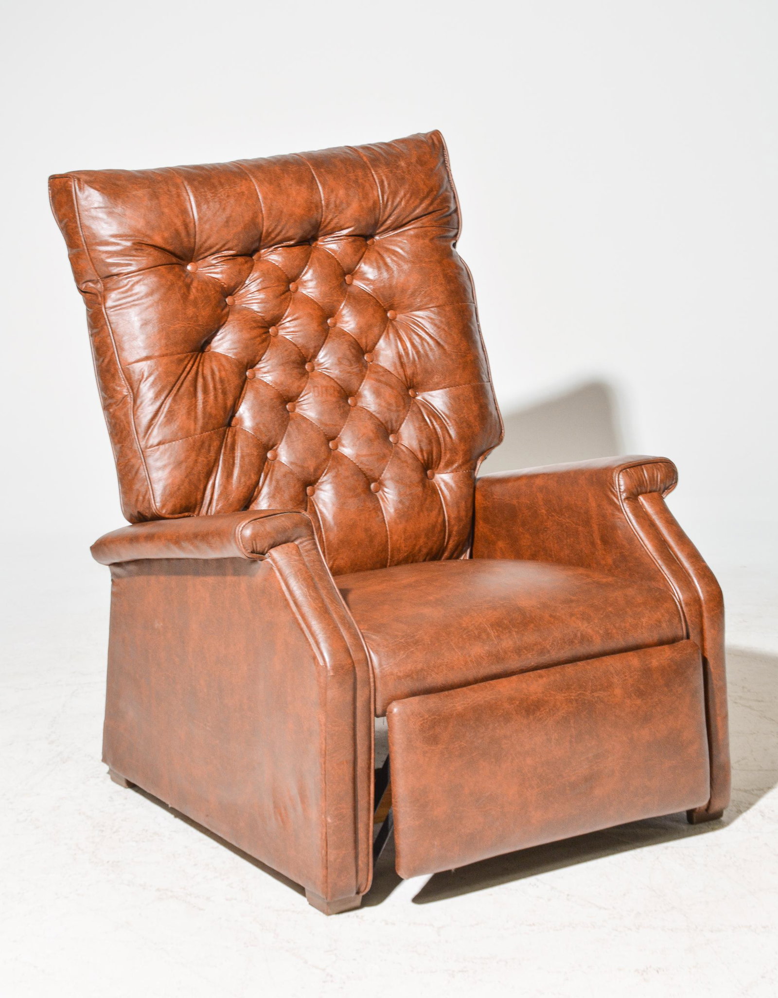 New Item, Button Tuffted Back Reclining Chair: New Item, Button Tuffted Back Reclining Chair - 40 in tall x 32 x 40