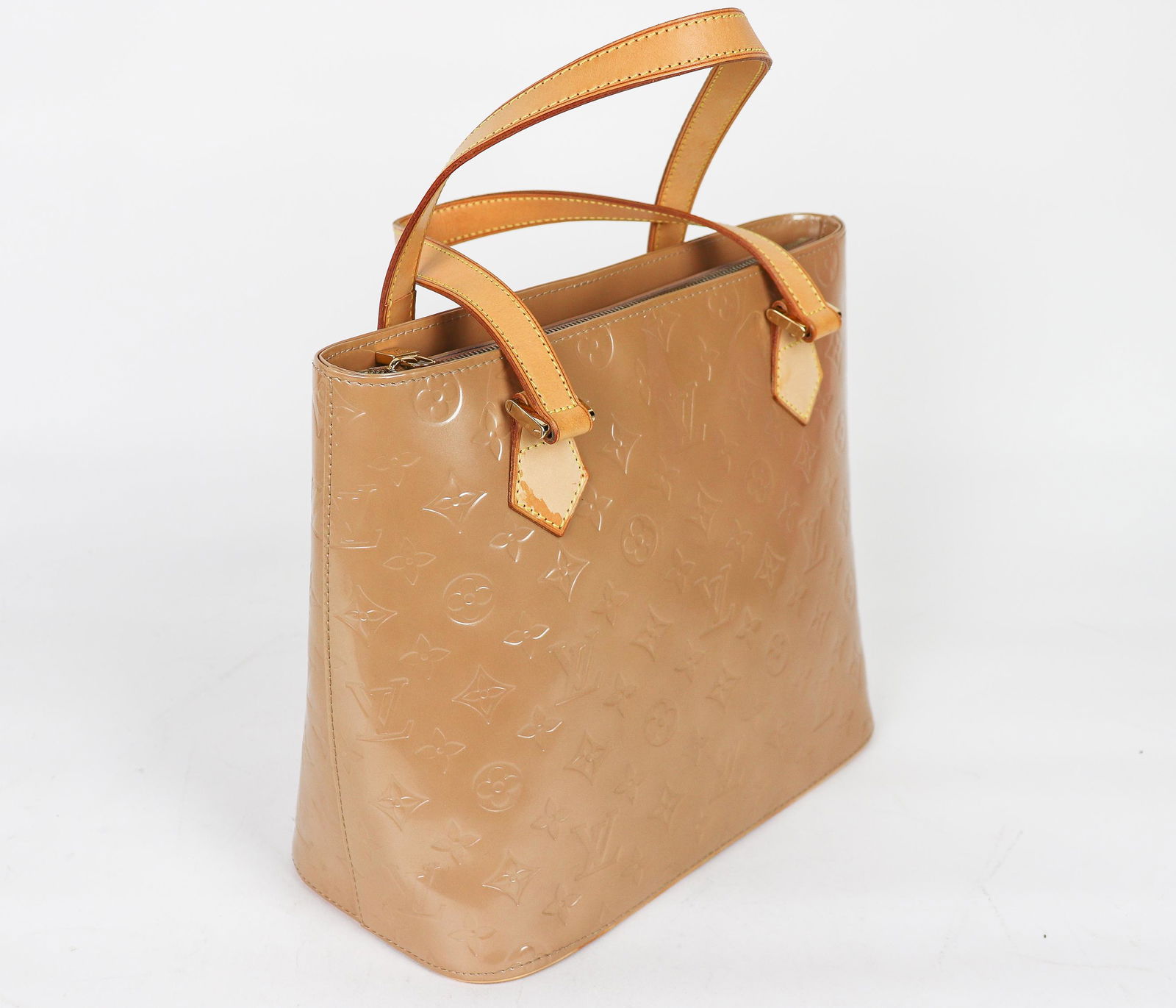 Louis Vuitton Houston  in Beige Monogram Vernis (1 of 3)