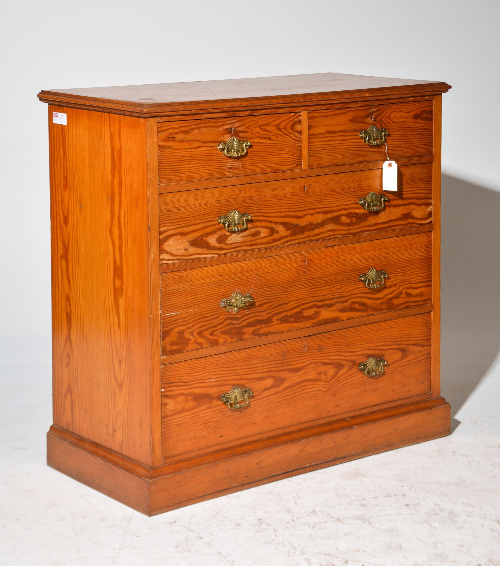 British Pine 5 Drawer Chest (1 of 4)