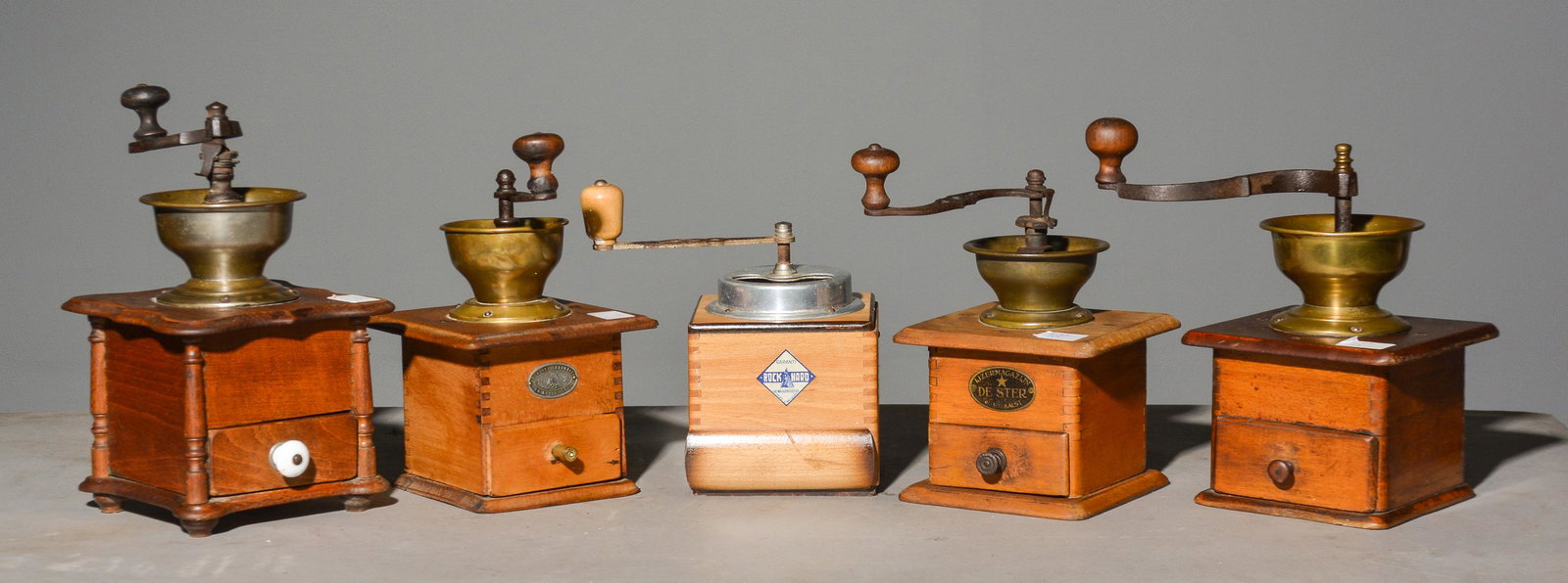 5 Assorted Coffee Grinders (1 of 6)