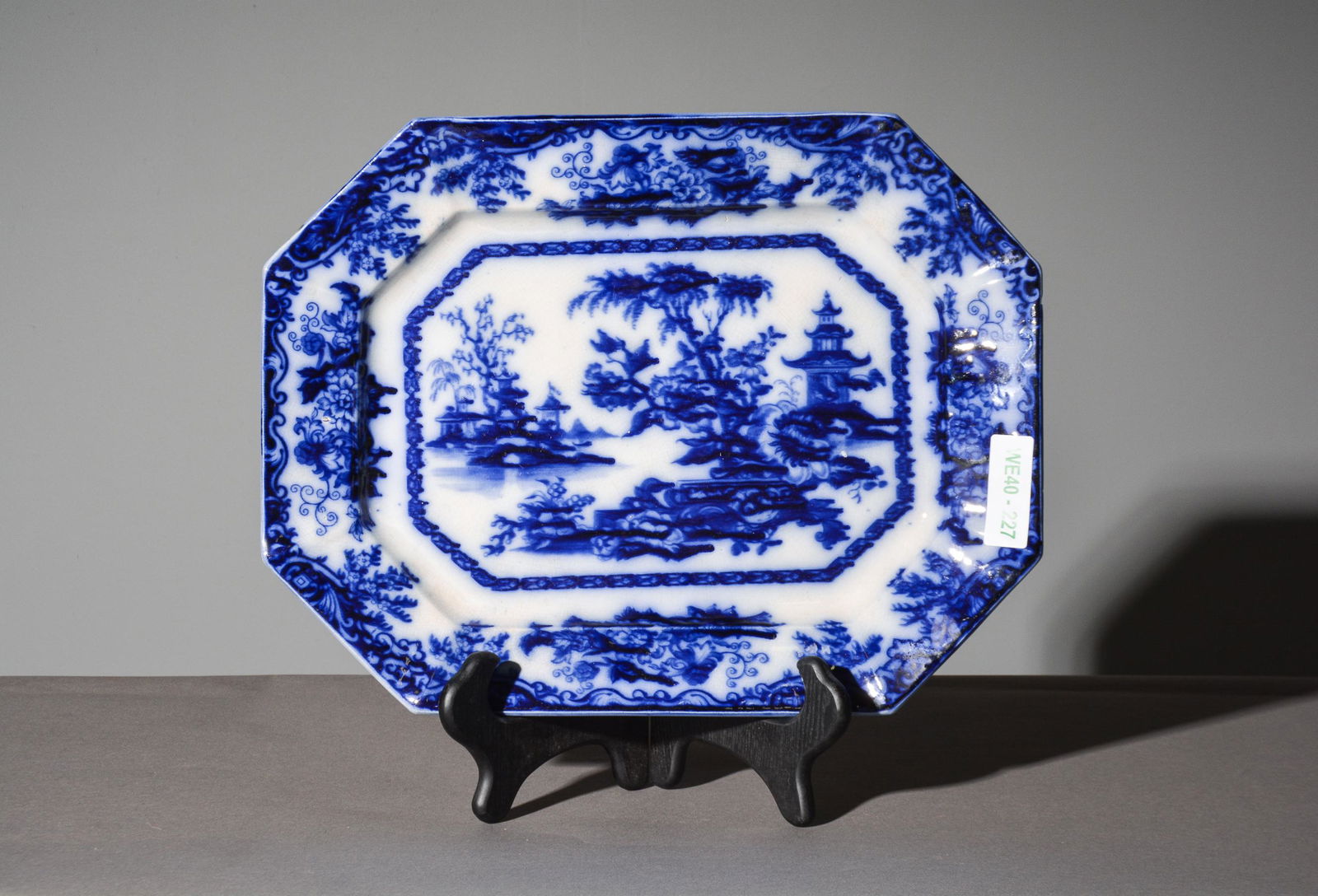 English Flo Blue Platter: English Flo Blue Platter - 18 x 14