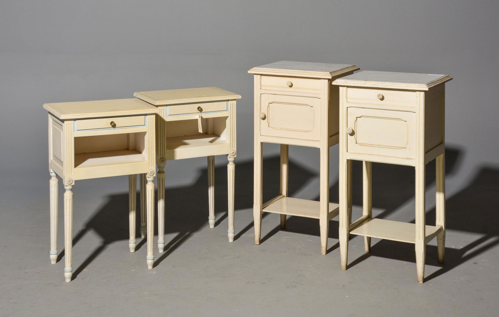2 Pairs of French Painted Nightstands (1 of 5)