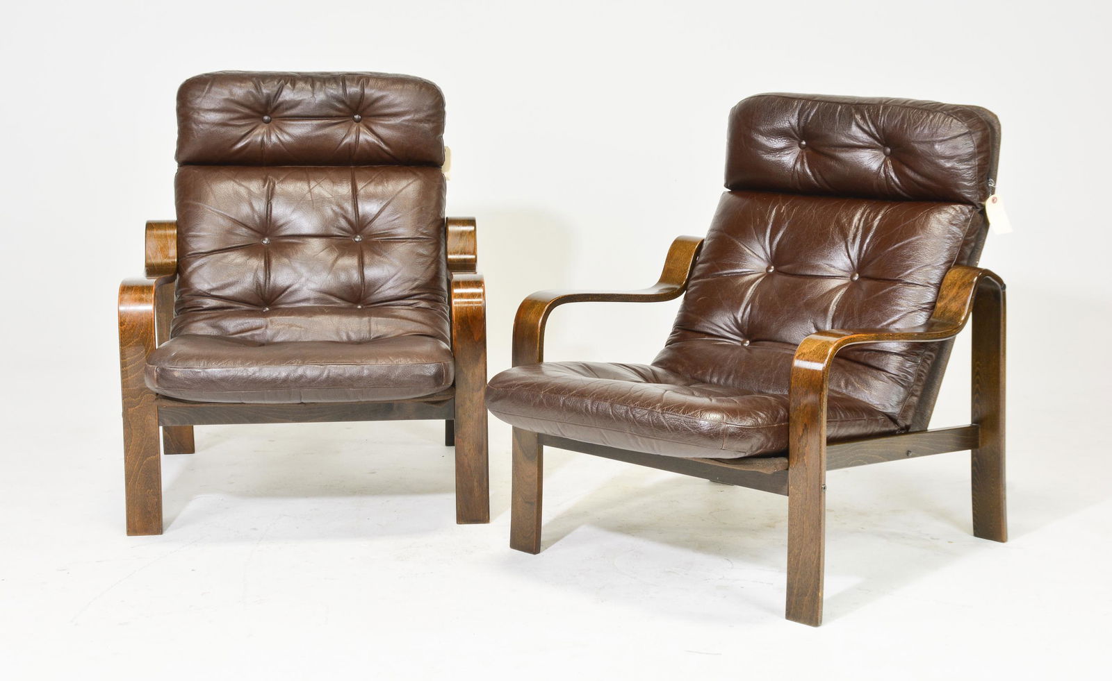 2 Mid Century Modern Leather Lounge Chairs (1 of 3)