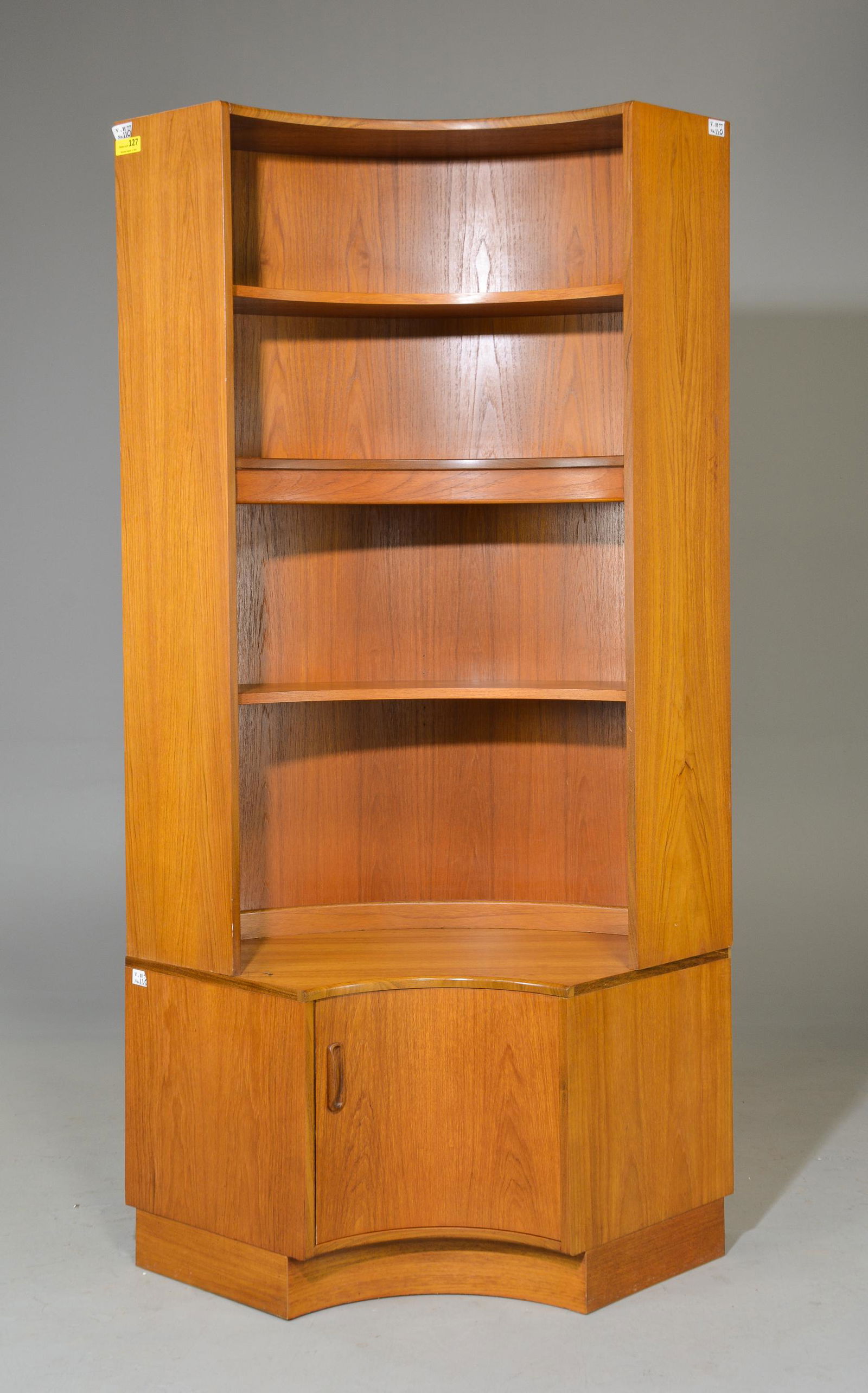 Mid Century Modern Large Corner Cabinet - Gplan (1 of 4)