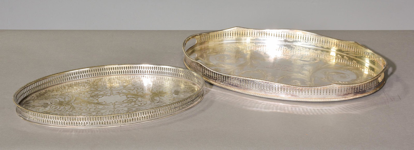 2 Silverplate Oval Trays (1 of 4)