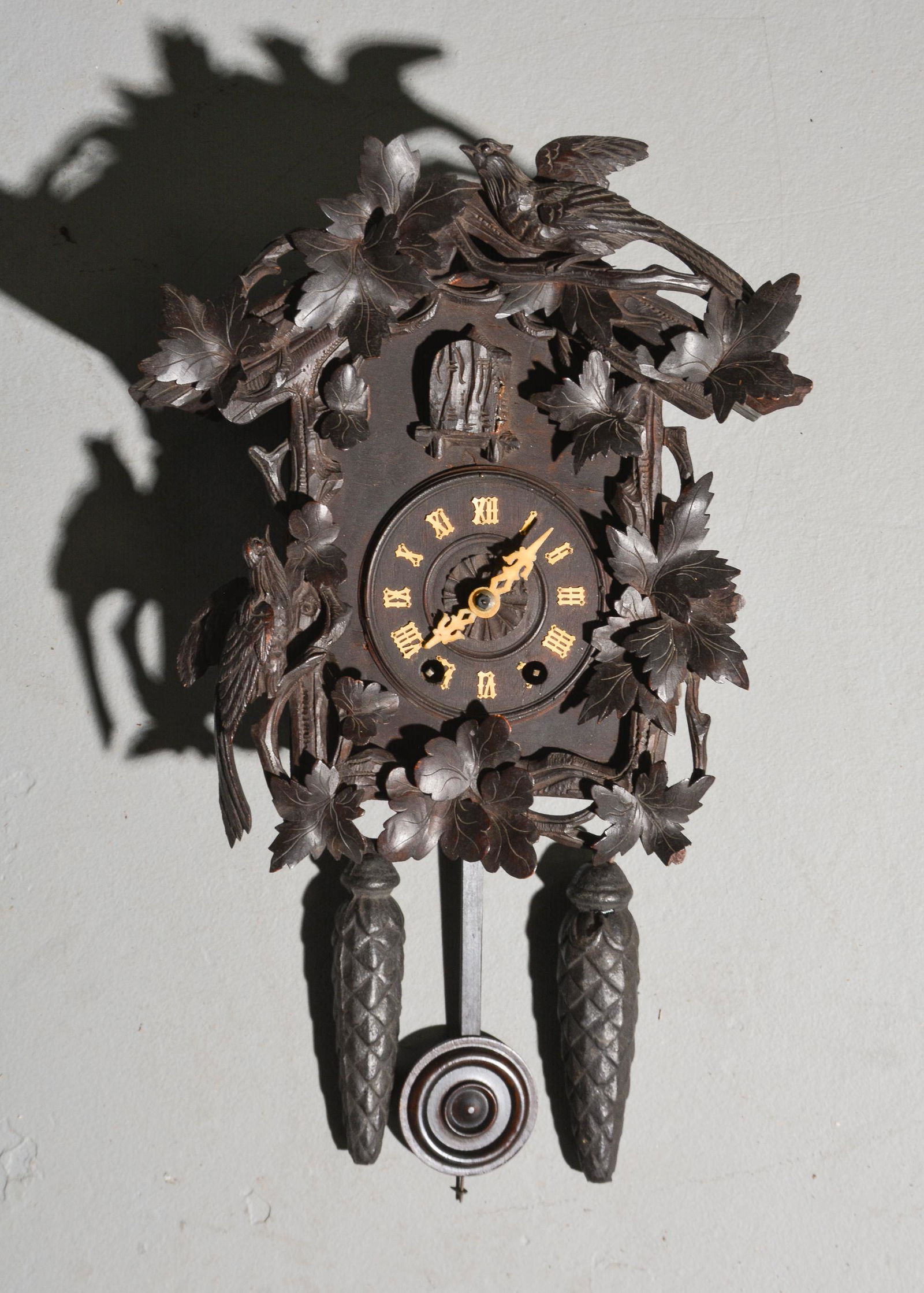 Cuckoo Clock: Cuckoo Clock - 15 in tall x 13 x 7